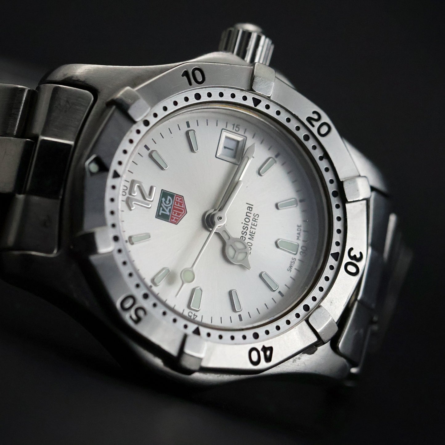 Tag Heuer Professional 2000 | Steel | Silver Dial | Rotating Bezel