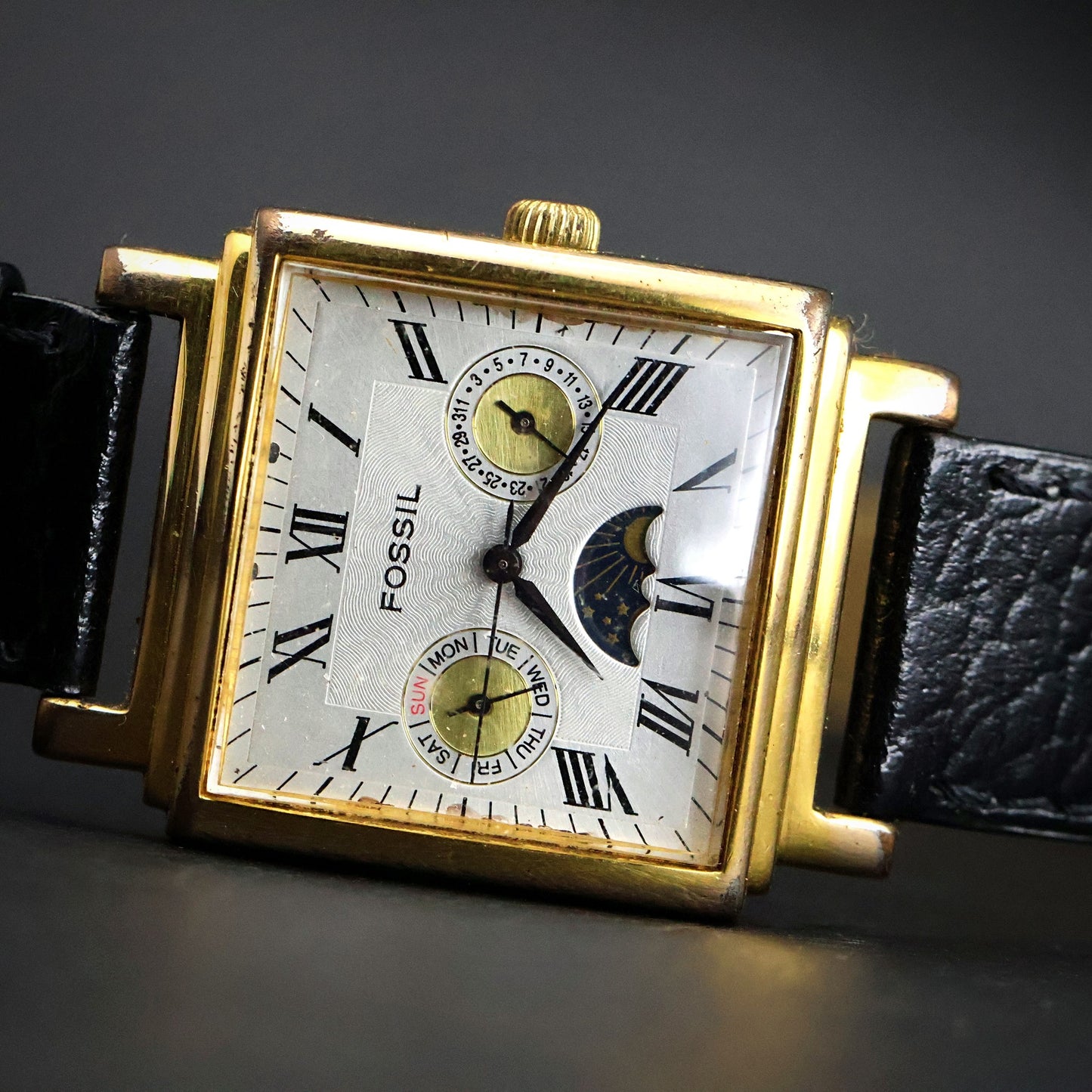 Fossil Moonphase | Gold Square | White Roman Dial