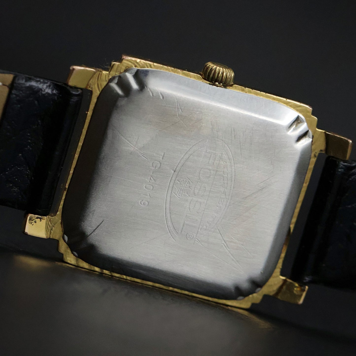 Fossil Moonphase | Gold Square | White Roman Dial