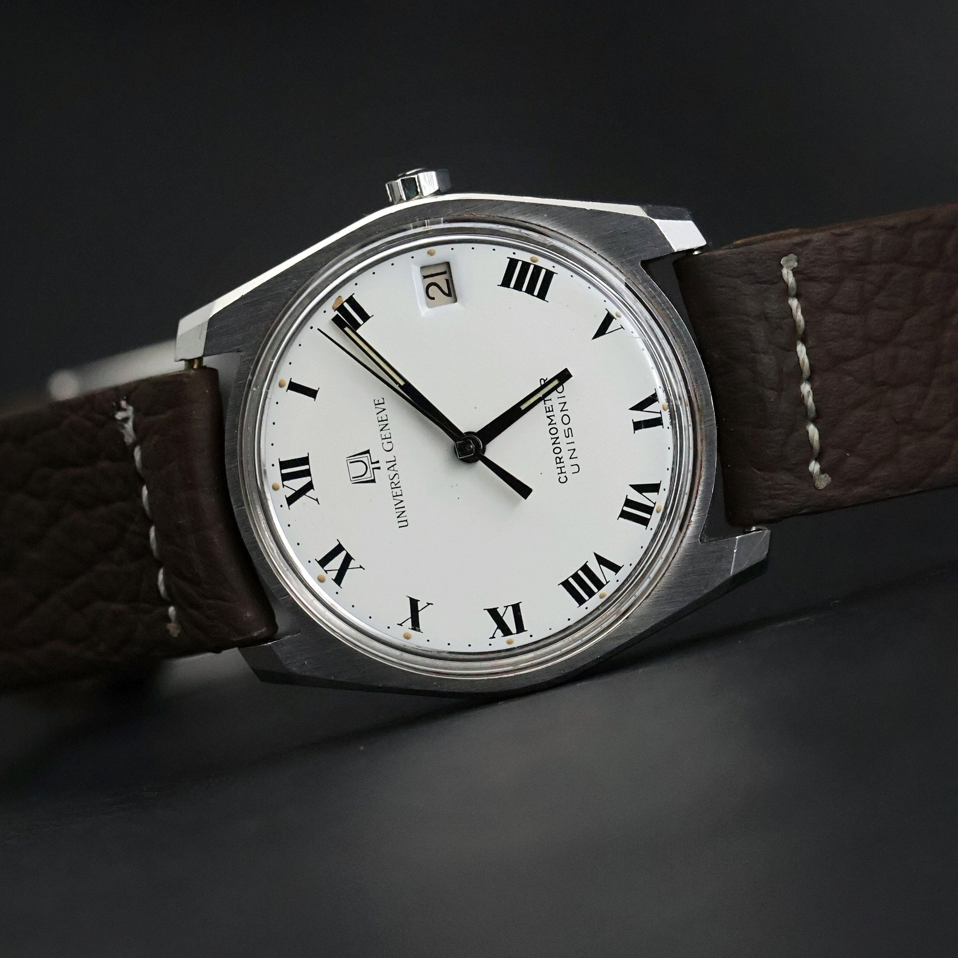 Universal Genève Unisonic Chronometer | Tuning Fork | Steel Tonneau | 1970s