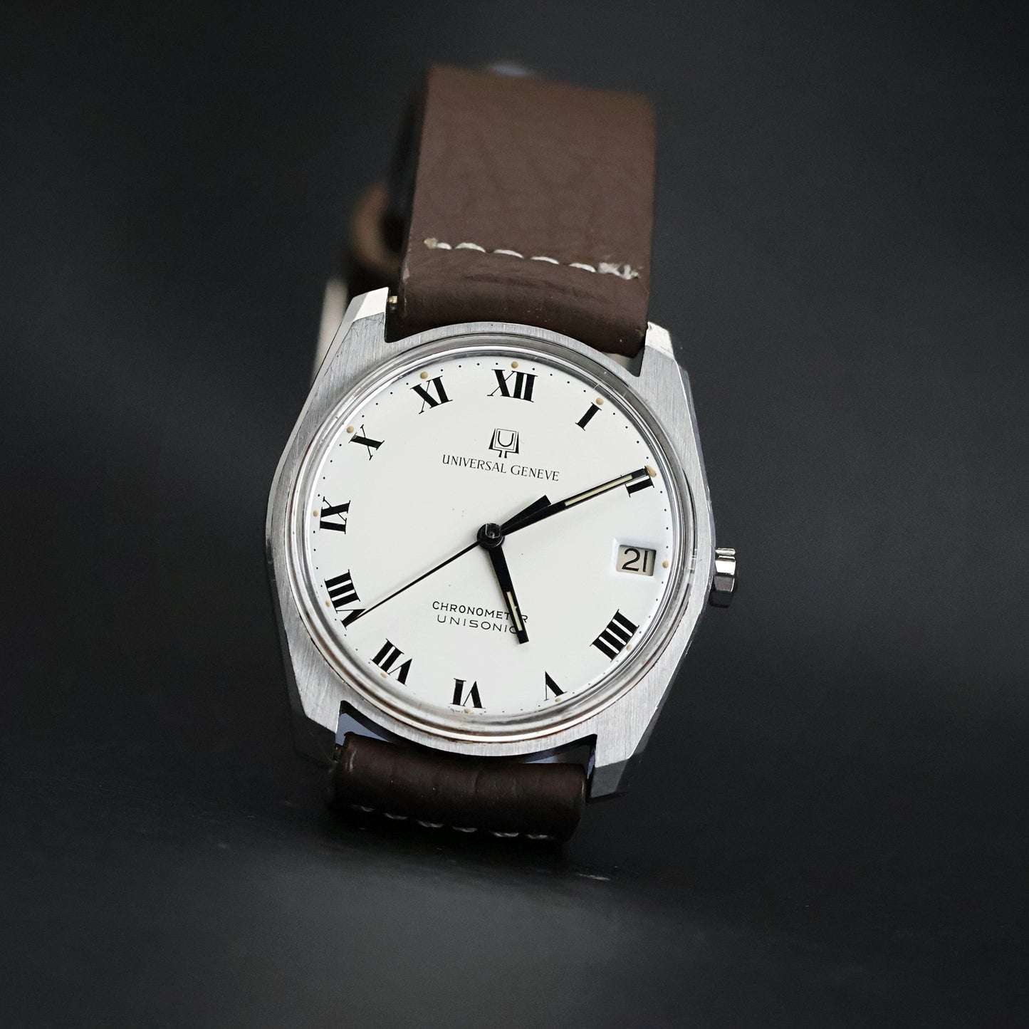 Universal Genève Unisonic Chronometer | Tuning Fork | Steel Tonneau | 1970s