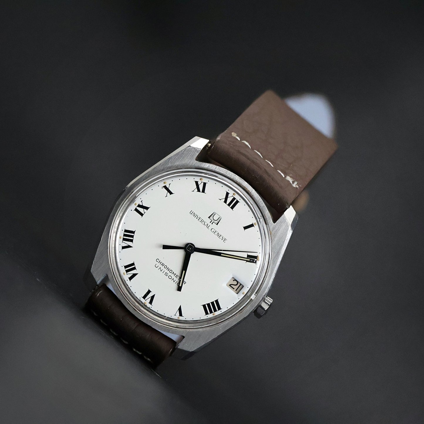 Universal Genève Unisonic Chronometer | Tuning Fork | Steel Tonneau | 1970s