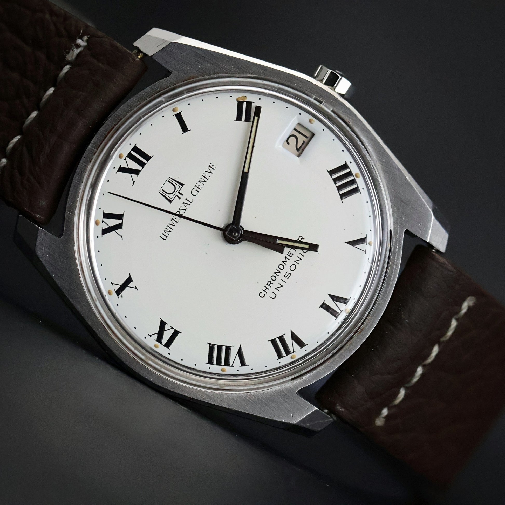 Universal Genève Unisonic Chronometer | Tuning Fork | Steel Tonneau | 1970s