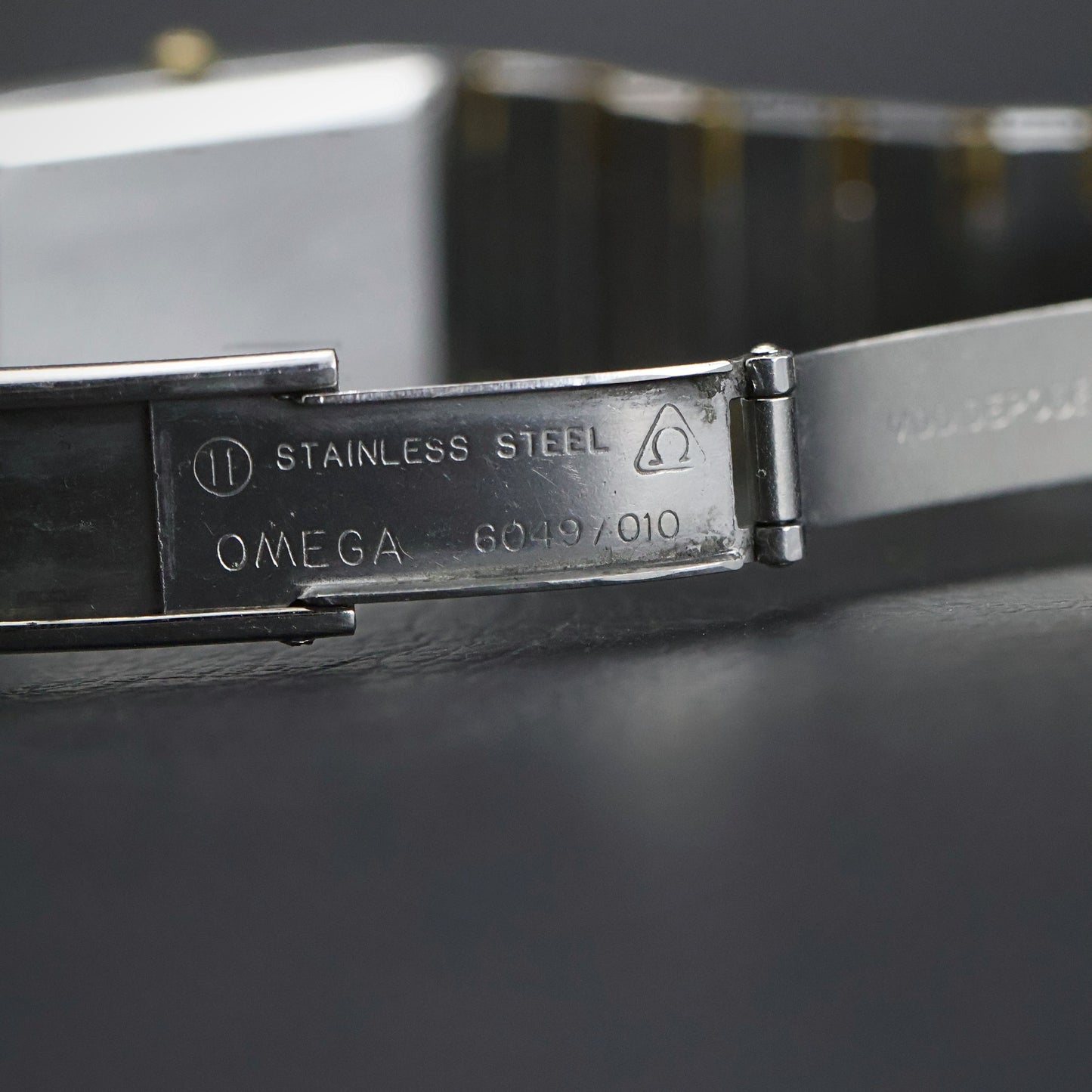 Omega Constellation Quartz Ladies | Two-Tone Steel and Gold | Grey Roman Dial | Ref 6049/010