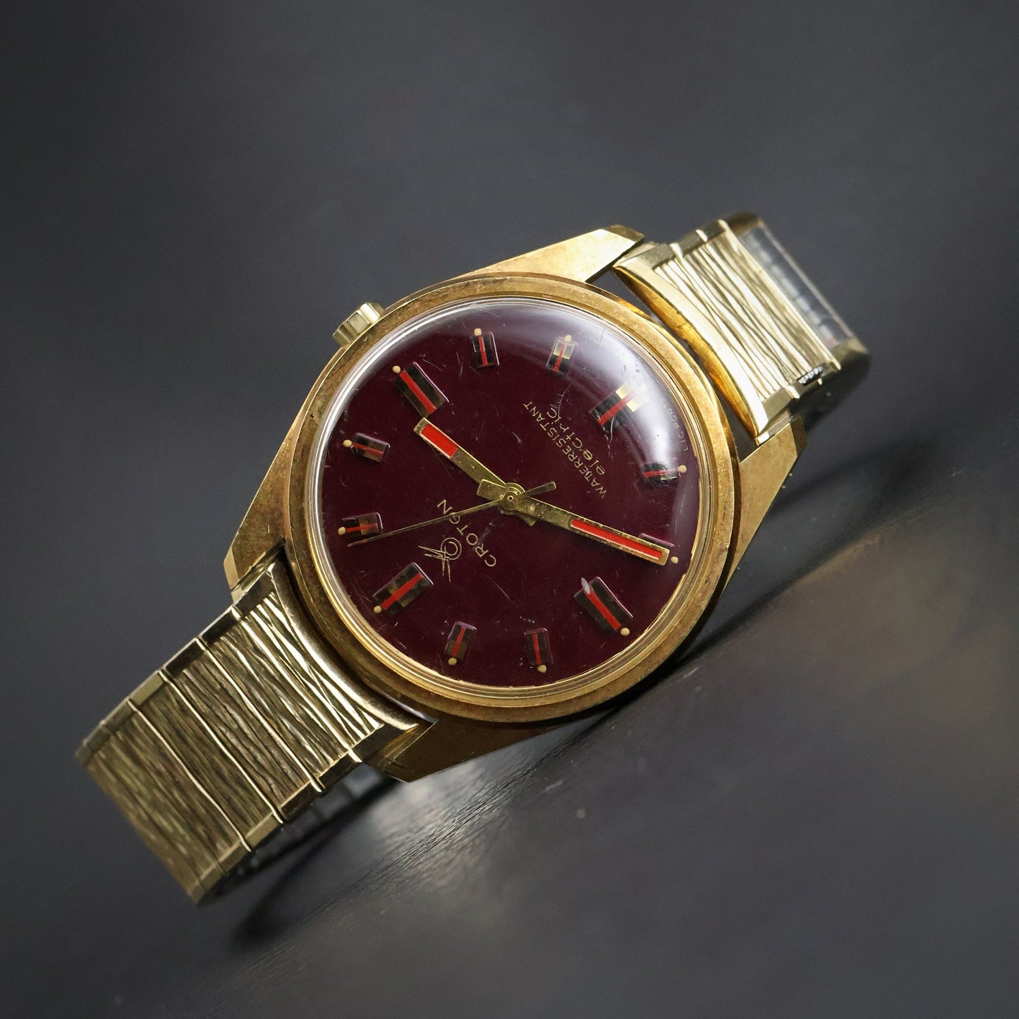 Croton Aquamatic Electric Vintage | Burgundy Dial | Underside Calendar Wheel | Circa 1971