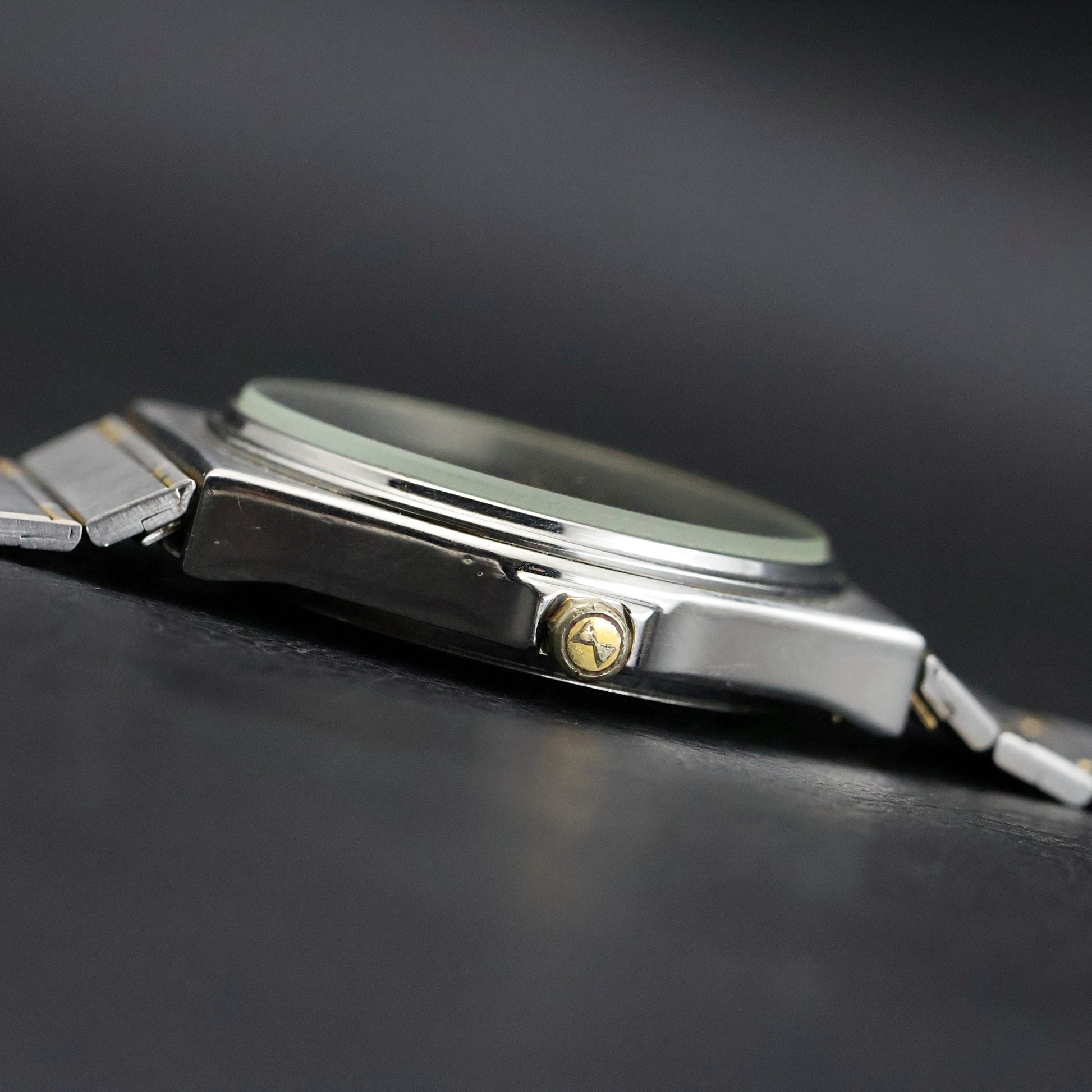 Favre-Leuba Geneve Automatic | Black Waffle Dial | Pyramid Bezel | Ref 6618-53