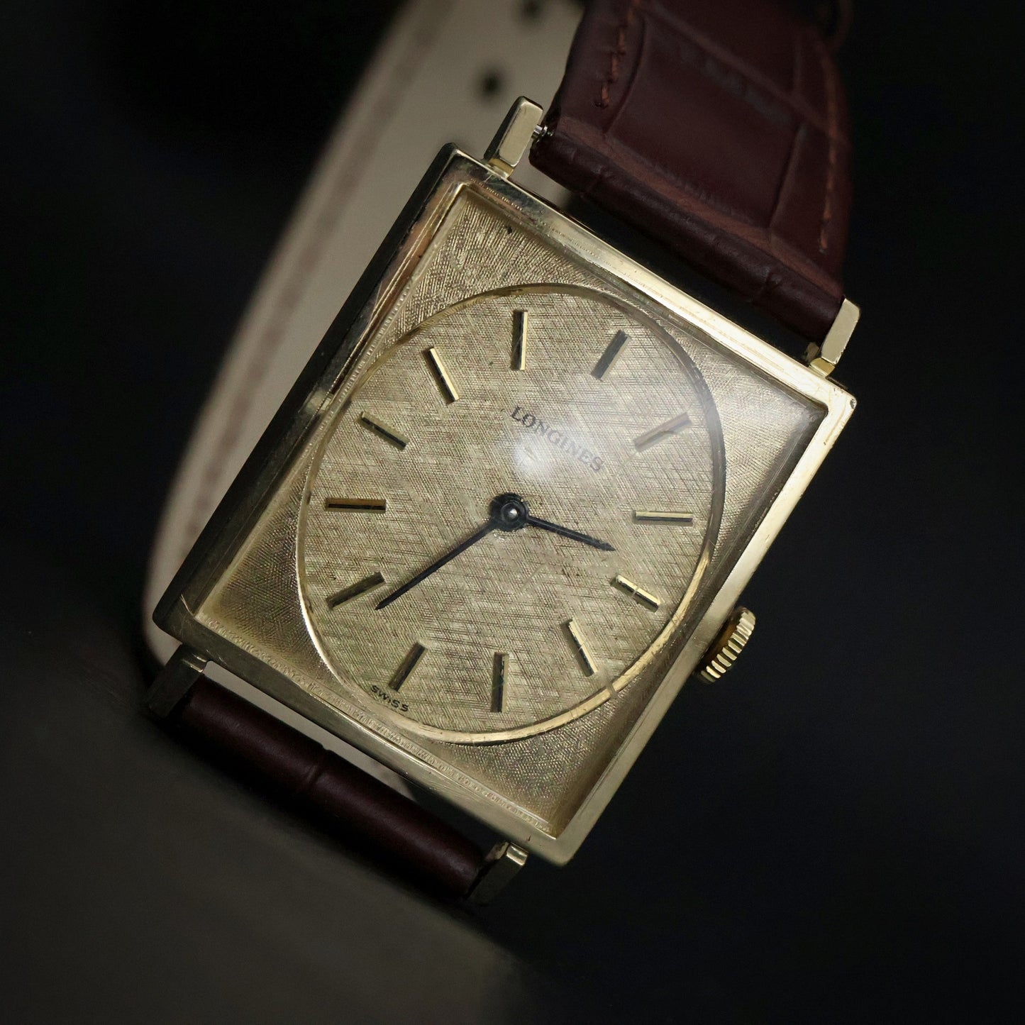 Longines Vintage Square Dress | 10K Gold Filled | Cream Linen Dial | Two-Hand Manual Wind