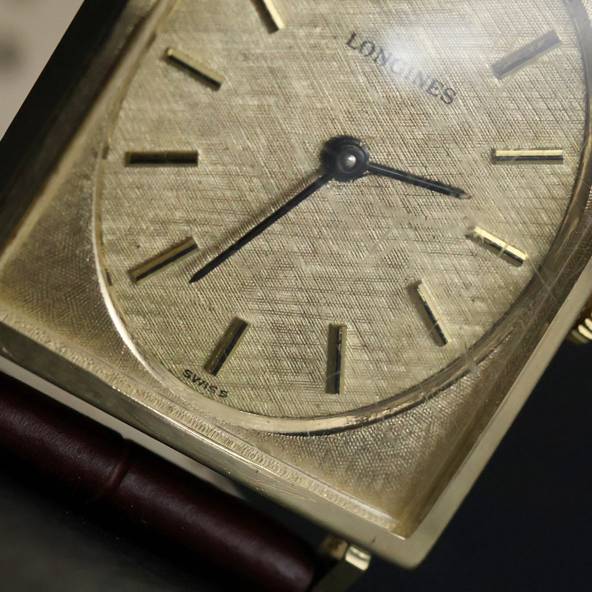 Longines Vintage Square Dress | 10K Gold Filled | Cream Linen Dial | Two-Hand Manual Wind
