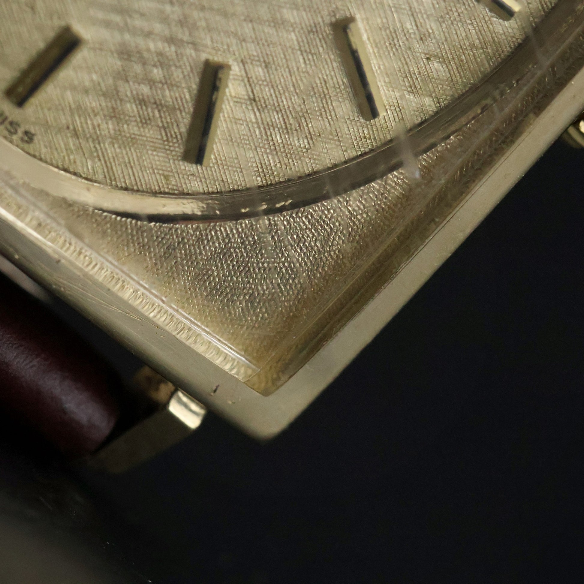 Longines Vintage Square Dress | 10K Gold Filled | Cream Linen Dial | Two-Hand Manual Wind