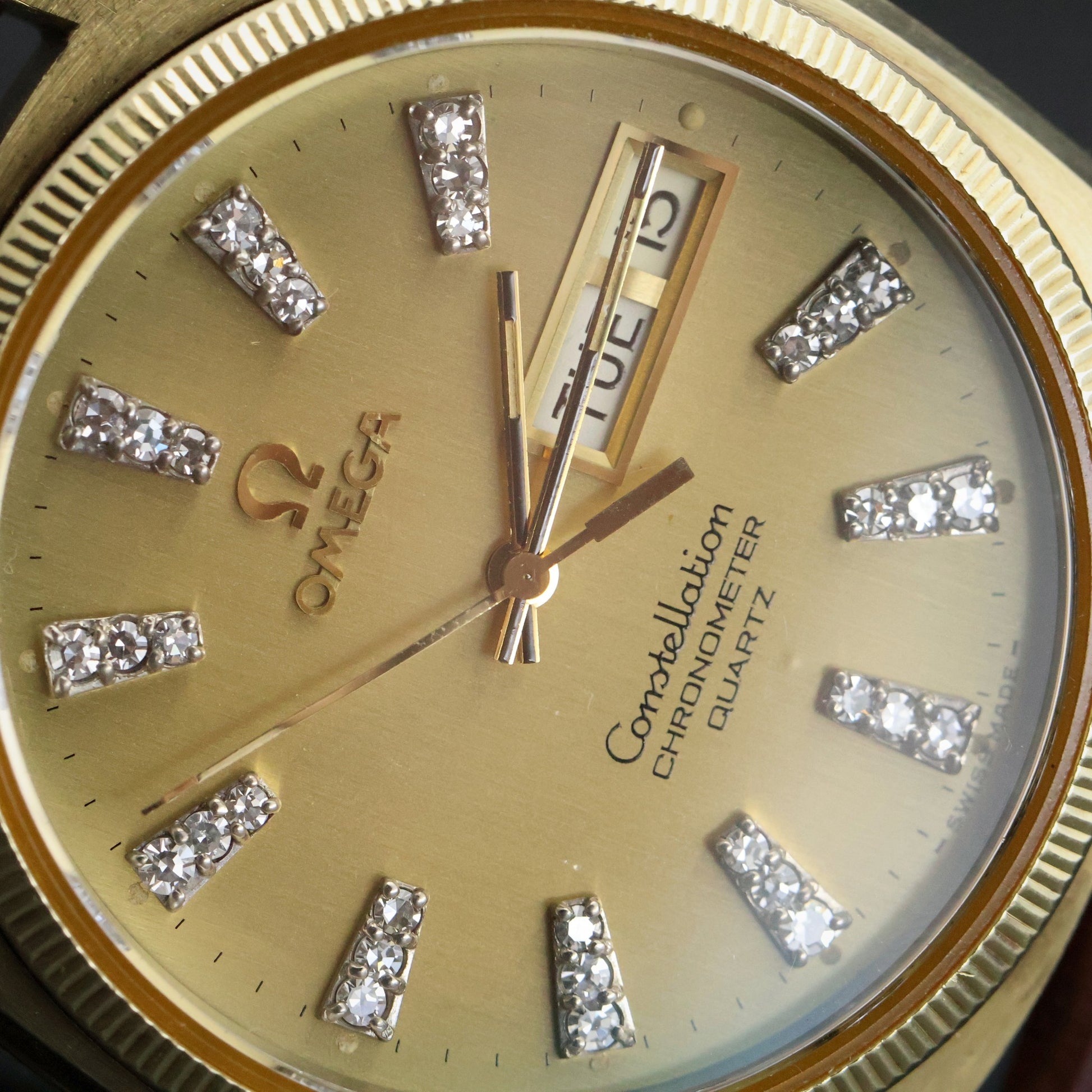Omega Constellation Chronometer Day-Date Quartz | Gold | Champagne Diamond Dial | Fluted Bezel