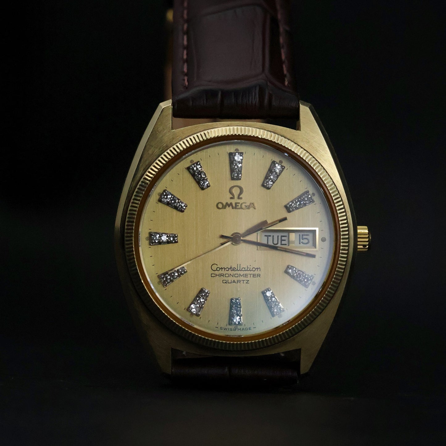 Omega Constellation Chronometer Day-Date Quartz | Gold | Champagne Diamond Dial | Fluted Bezel