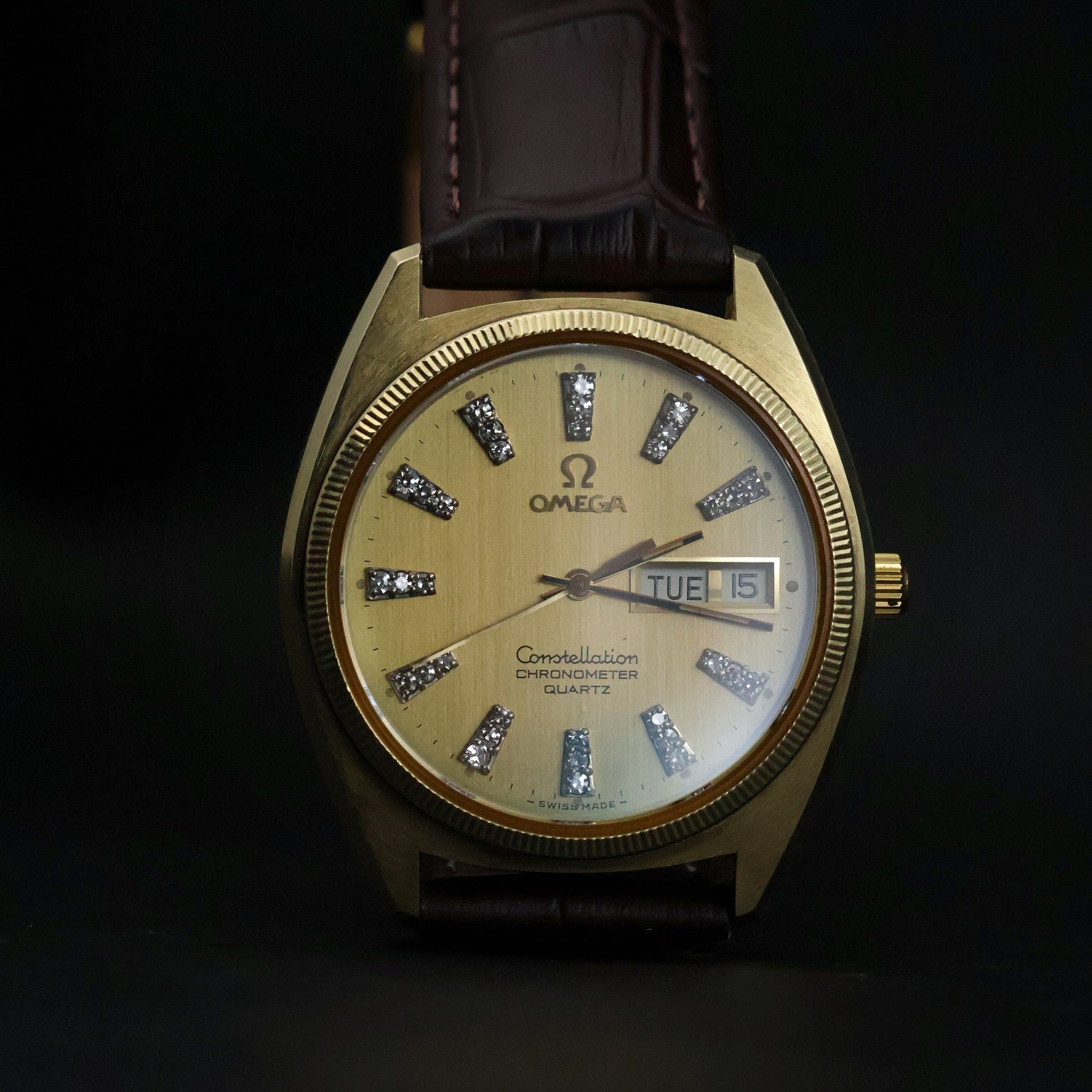 Omega Constellation Chronometer Day-Date Quartz | Gold | Champagne Diamond Dial | Fluted Bezel