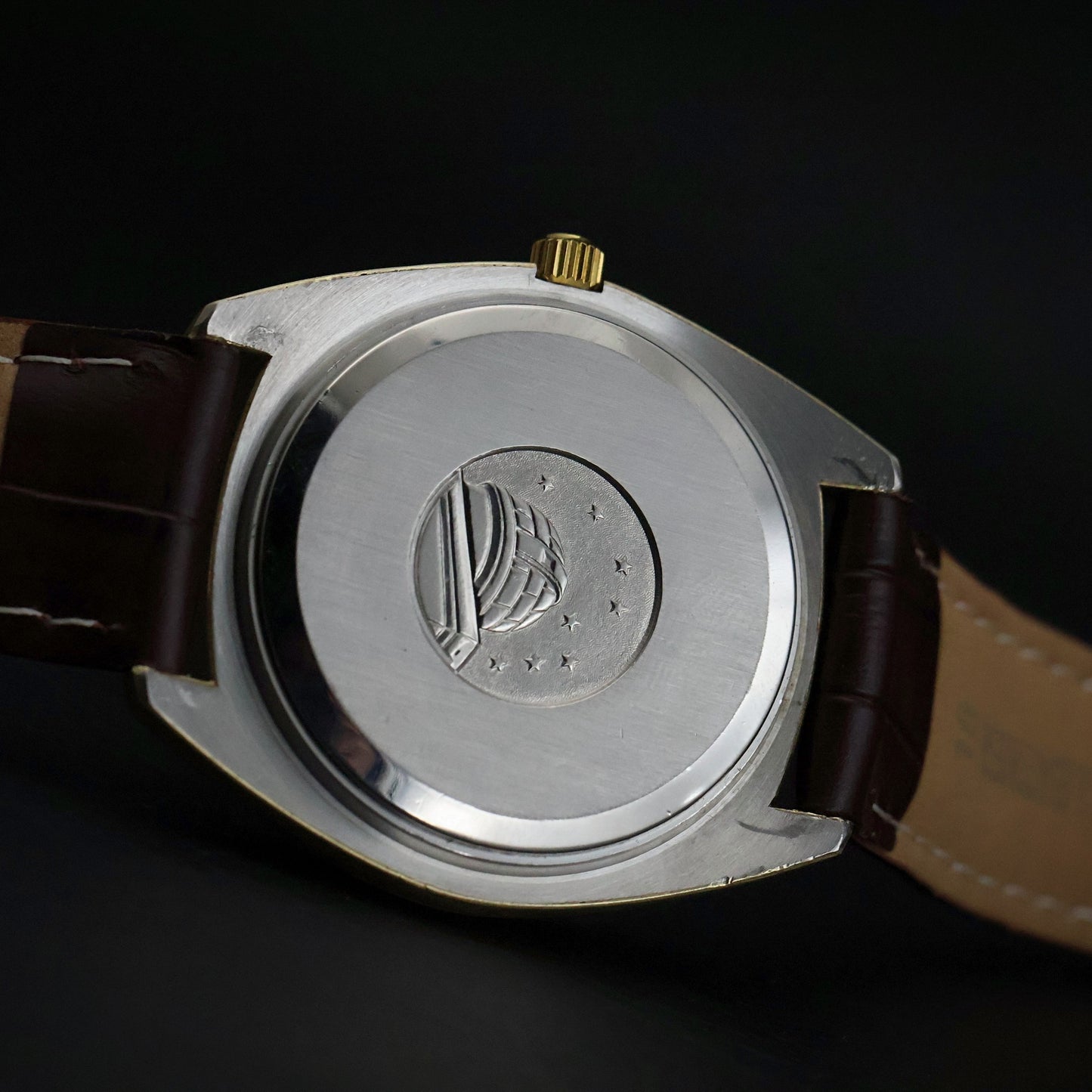 Omega Constellation Chronometer Day-Date Quartz | Gold | Champagne Diamond Dial | Fluted Bezel