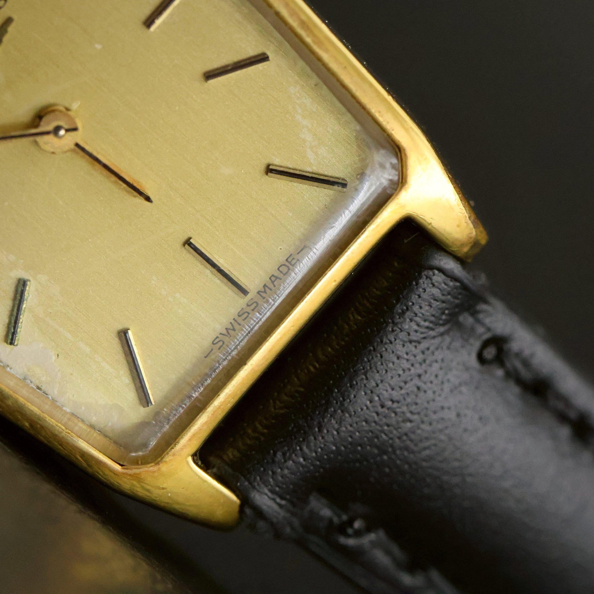 Longines Ladies Tonneau | Champagne Dial | Gold | Manual Wind