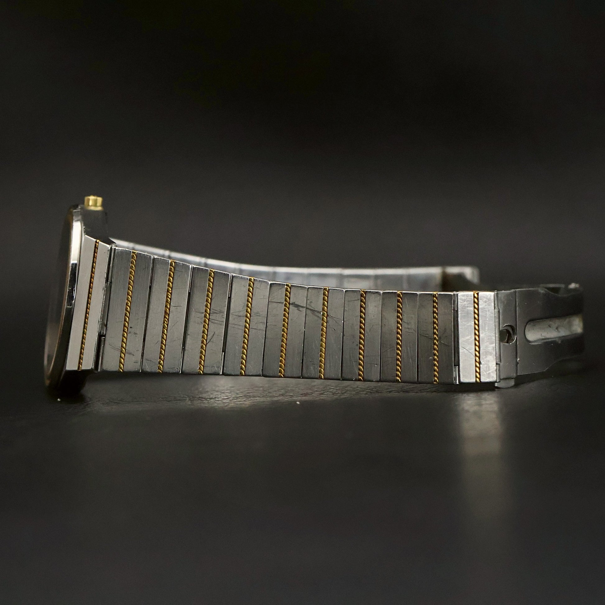 Omega Constellation Chronometer | Glossy Black Dial | Two-Tone | Quartz