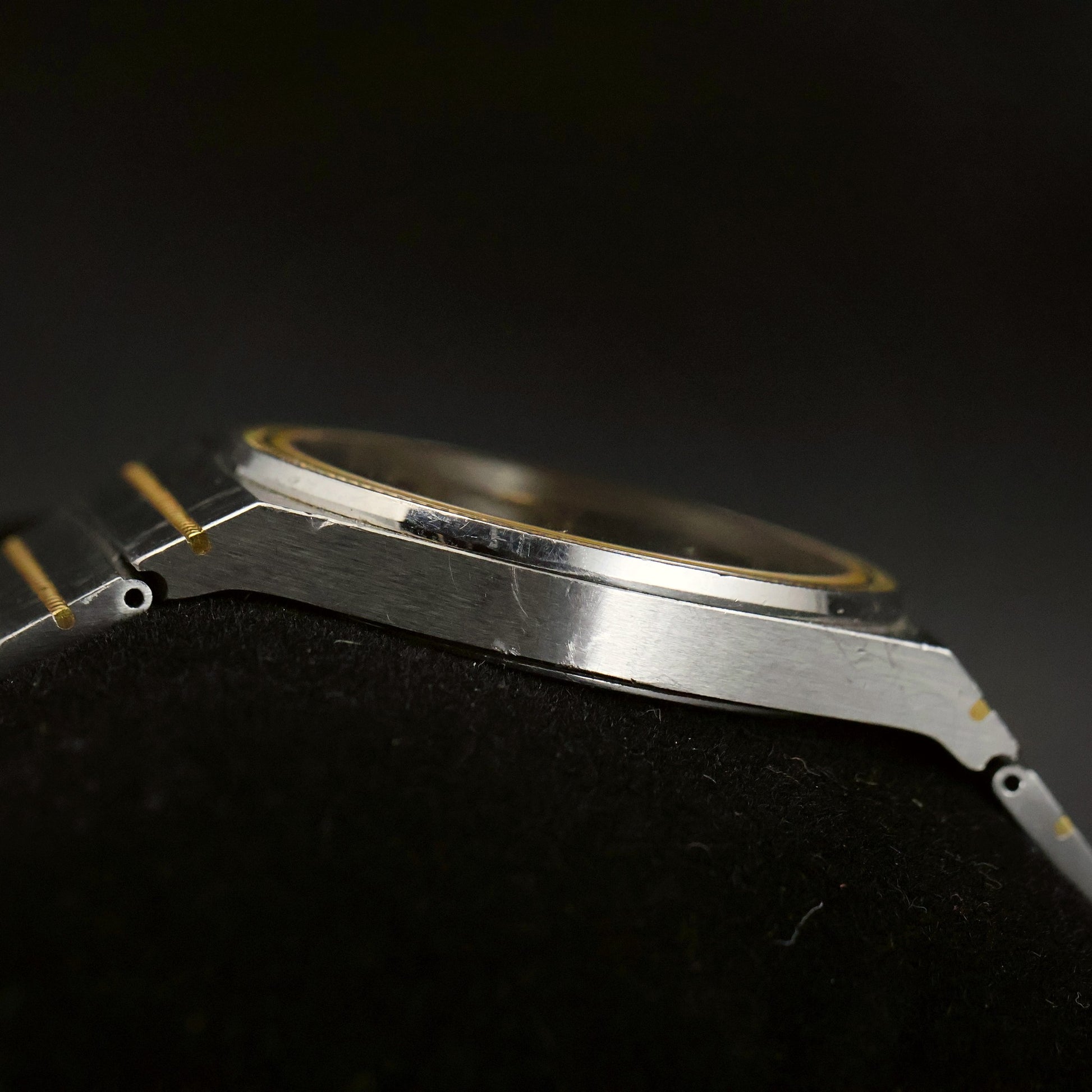 Omega Constellation Chronometer | Glossy Black Dial | Two-Tone | Quartz