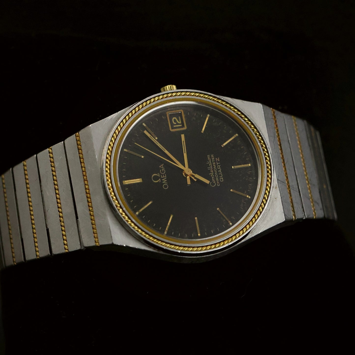 Omega Constellation Chronometer | Glossy Black Dial | Two-Tone | Quartz