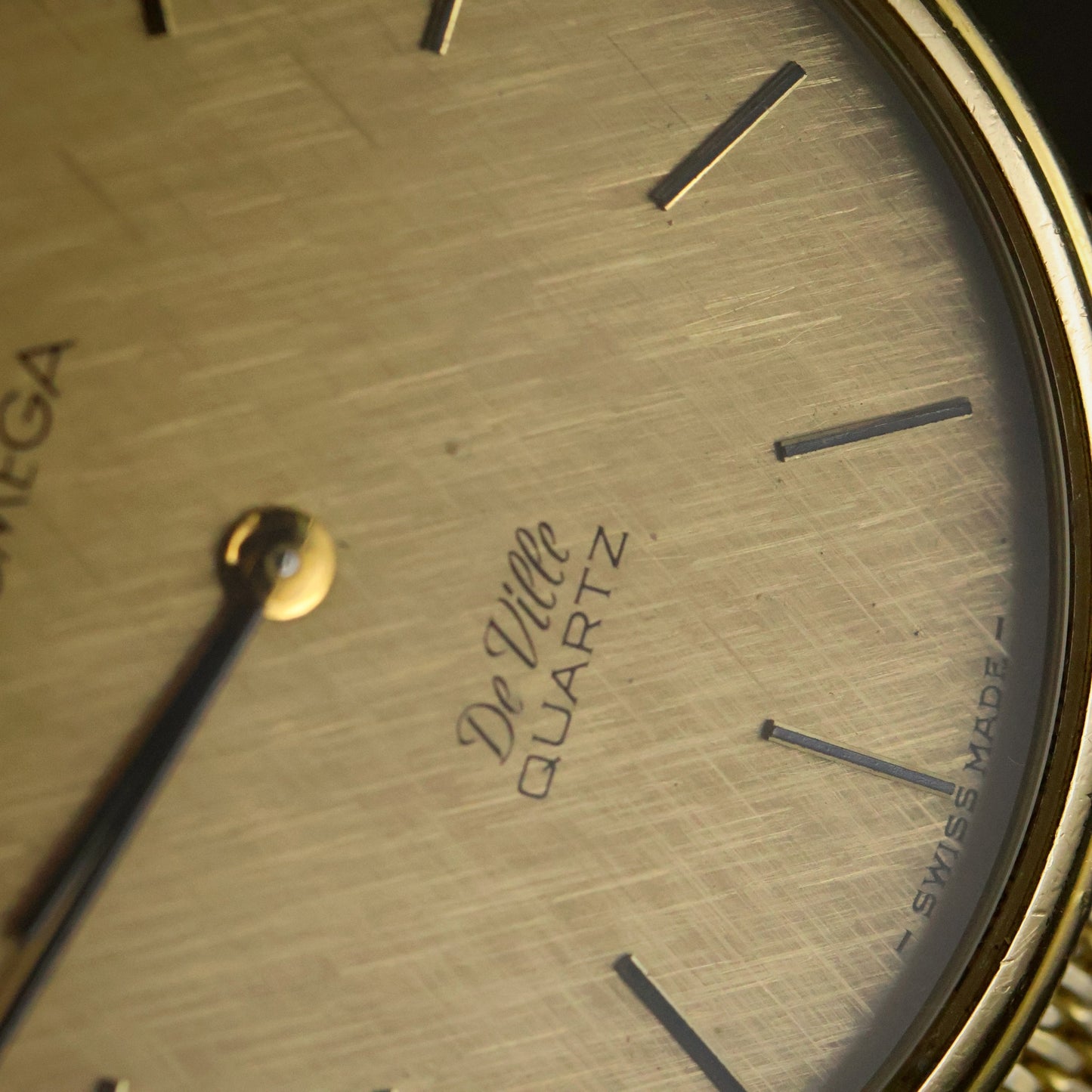 Omega De Ville | Champagne Linen Dial | Gold | Mesh Bracelet | Quartz