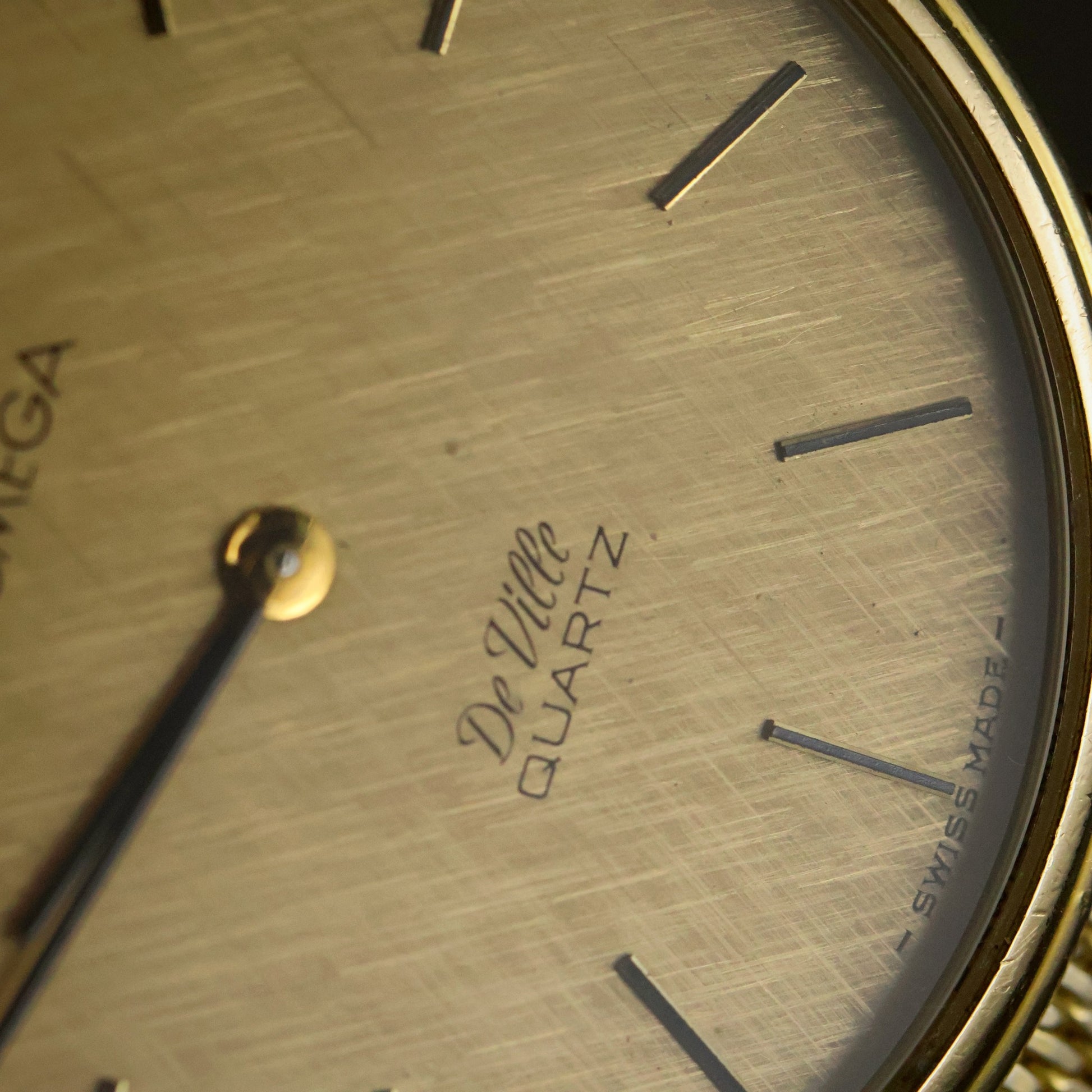 Omega De Ville | Champagne Linen Dial | Gold | Mesh Bracelet | Quartz