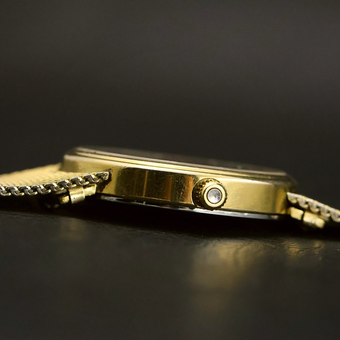Omega De Ville | Champagne Linen Dial | Gold | Mesh Bracelet | Quartz