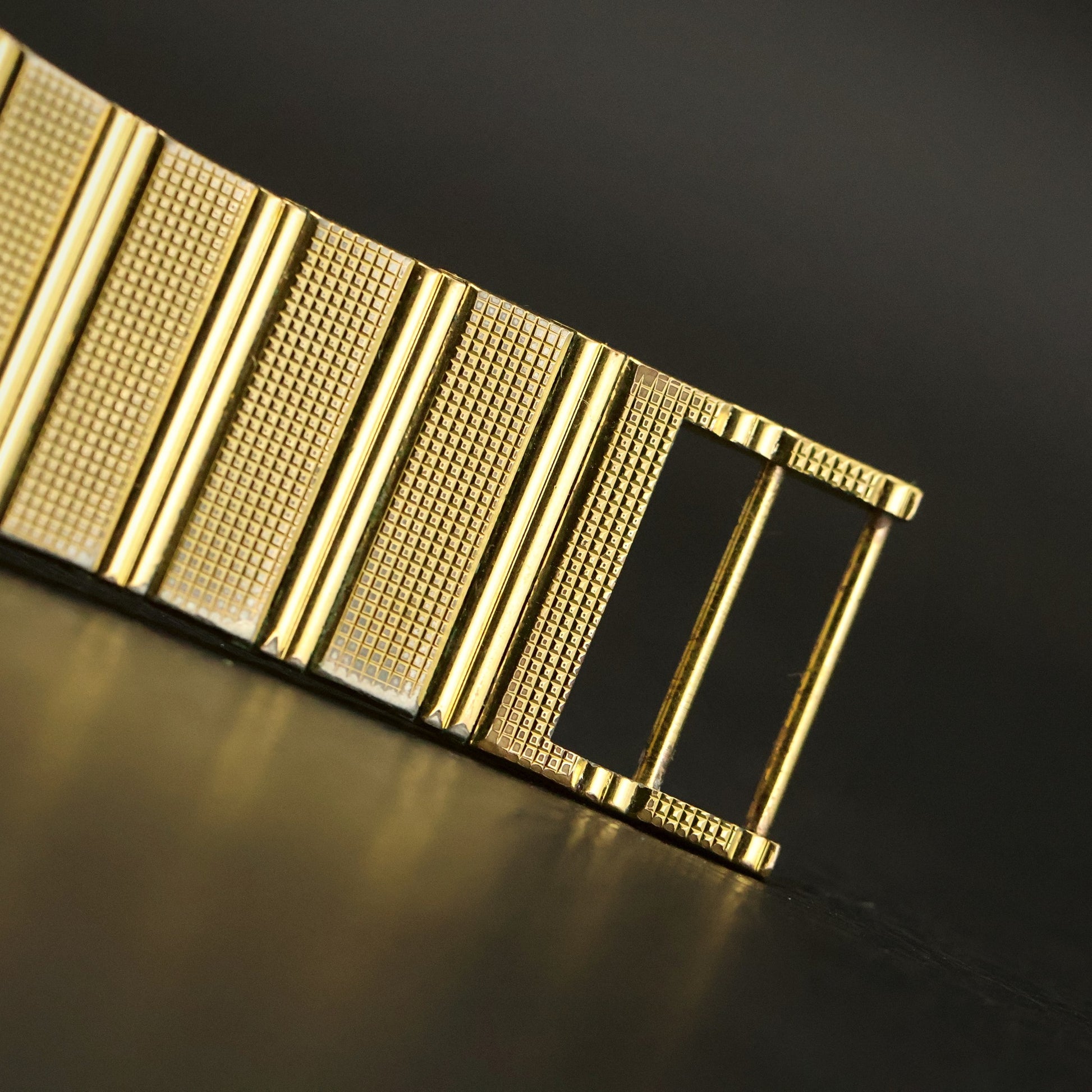 Longines Quartz | Guilloche White Dial | Gold-Tone Square Case | Integrated Bracelet