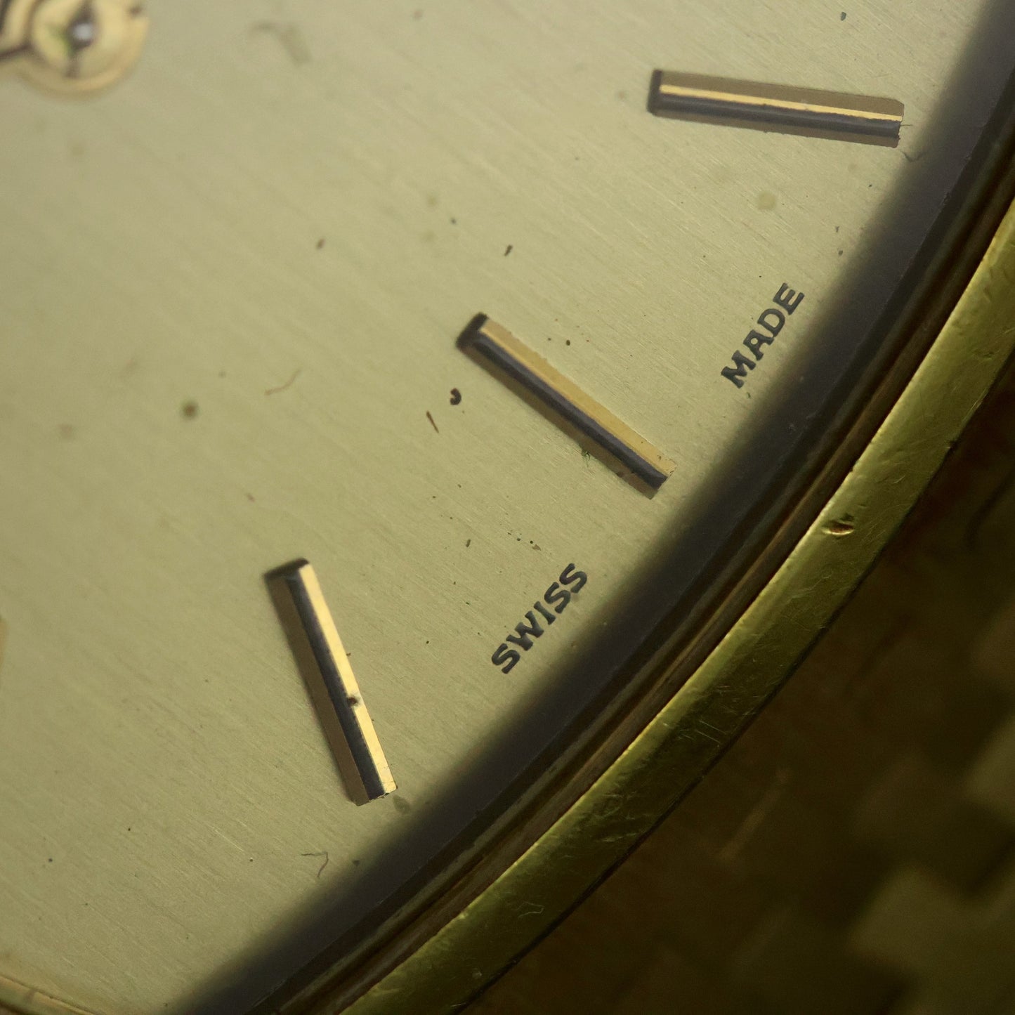 Longines Tonneau | Champagne Dial | Gold-Tone Case | Brick Bracelet