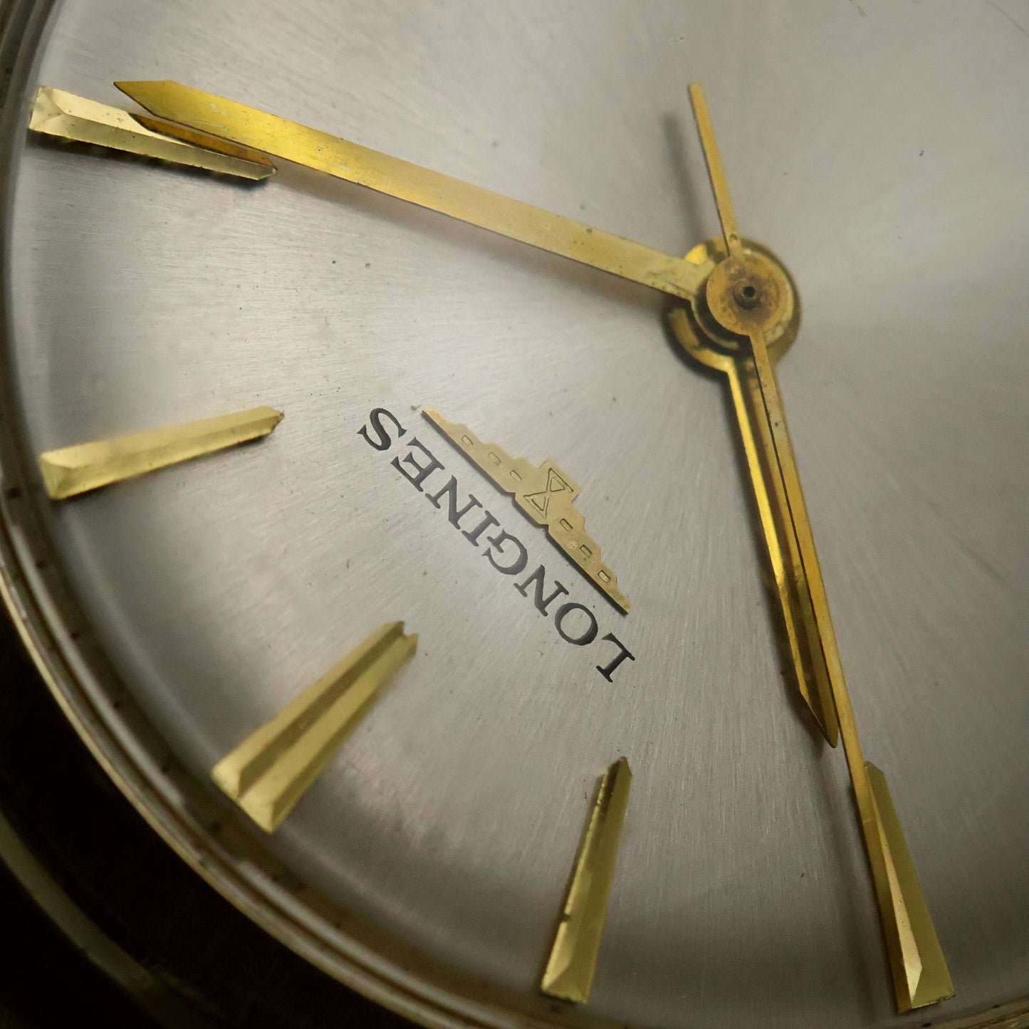 Longines Gents Dress | Silver Sunburst Dial | Gold Round Case