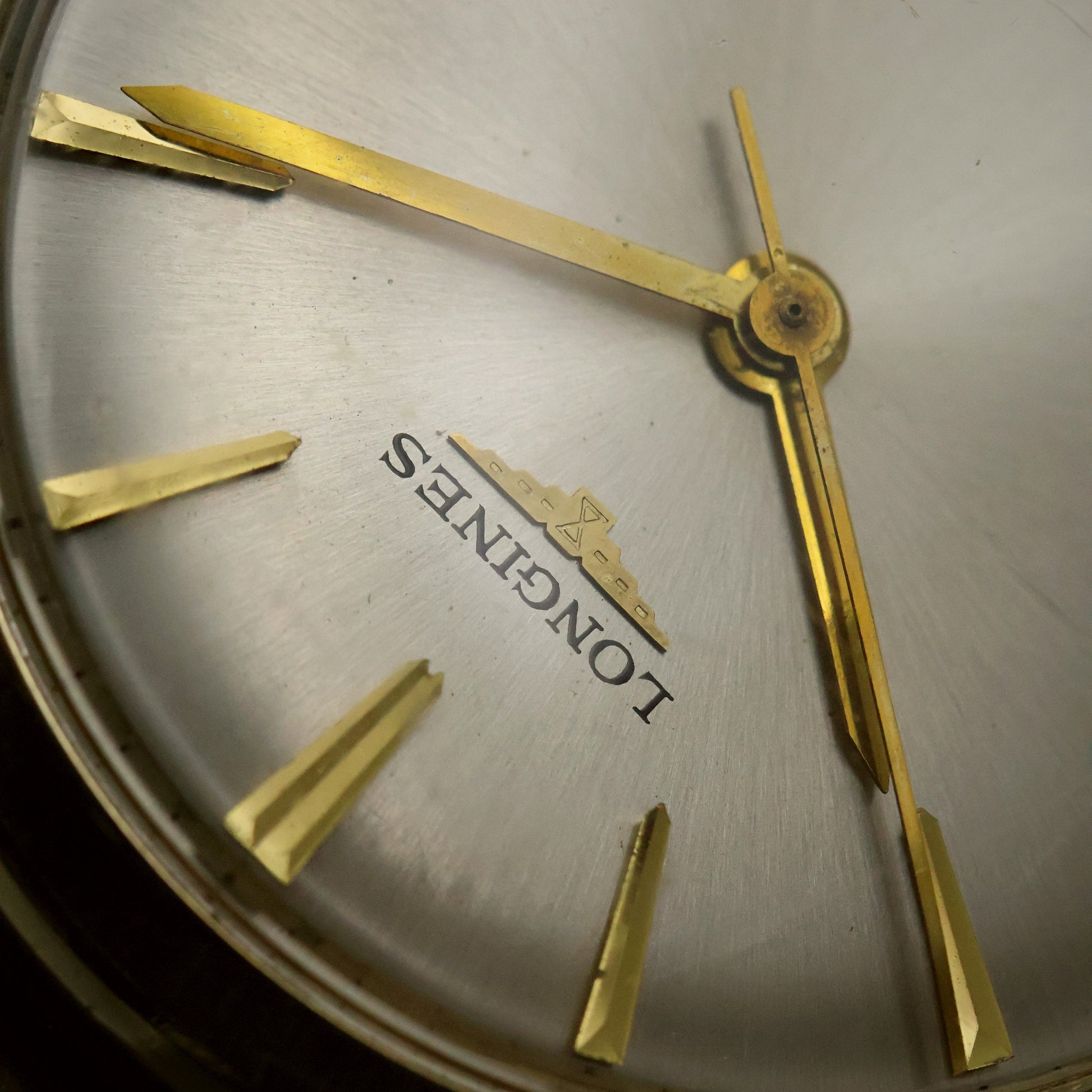 Longines Gents Dress | Silver Sunburst Dial | Gold Round Case