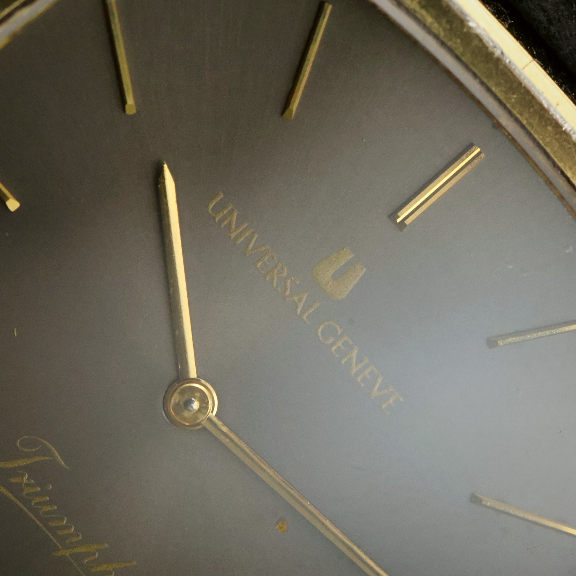 Universal Geneve Triumph | Charcoal Dial | Two-Tone Octagonal Case