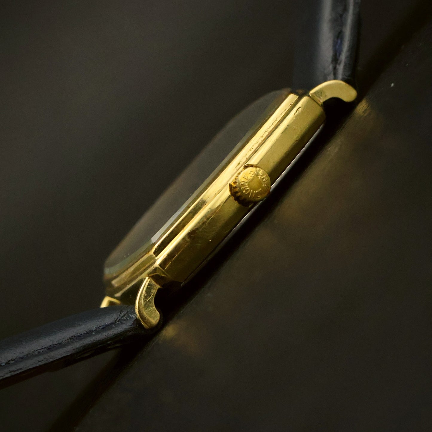 Longines Automatic | Navy Blue Dial | Gold Cushion Case | Date