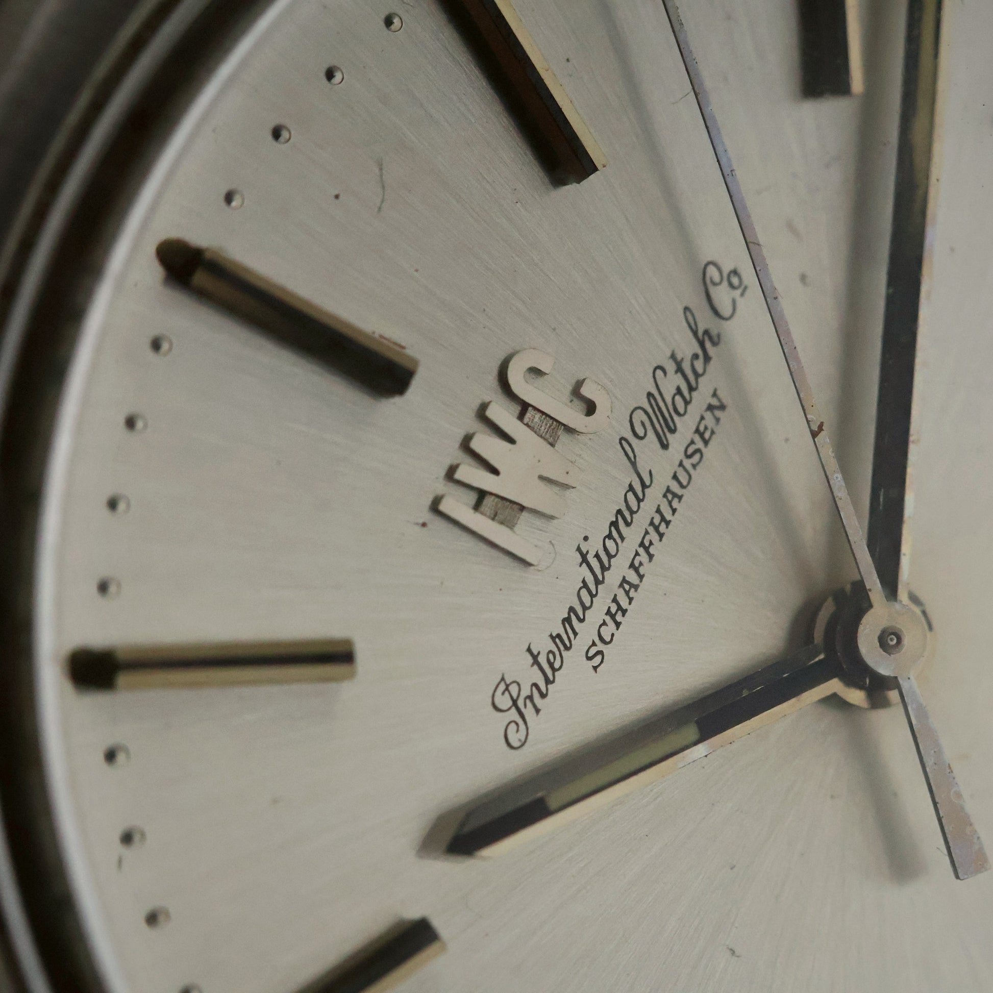 IWC Schaffhausen Electronic | Tuning-Fork | Silver Dial | Steel Cushion