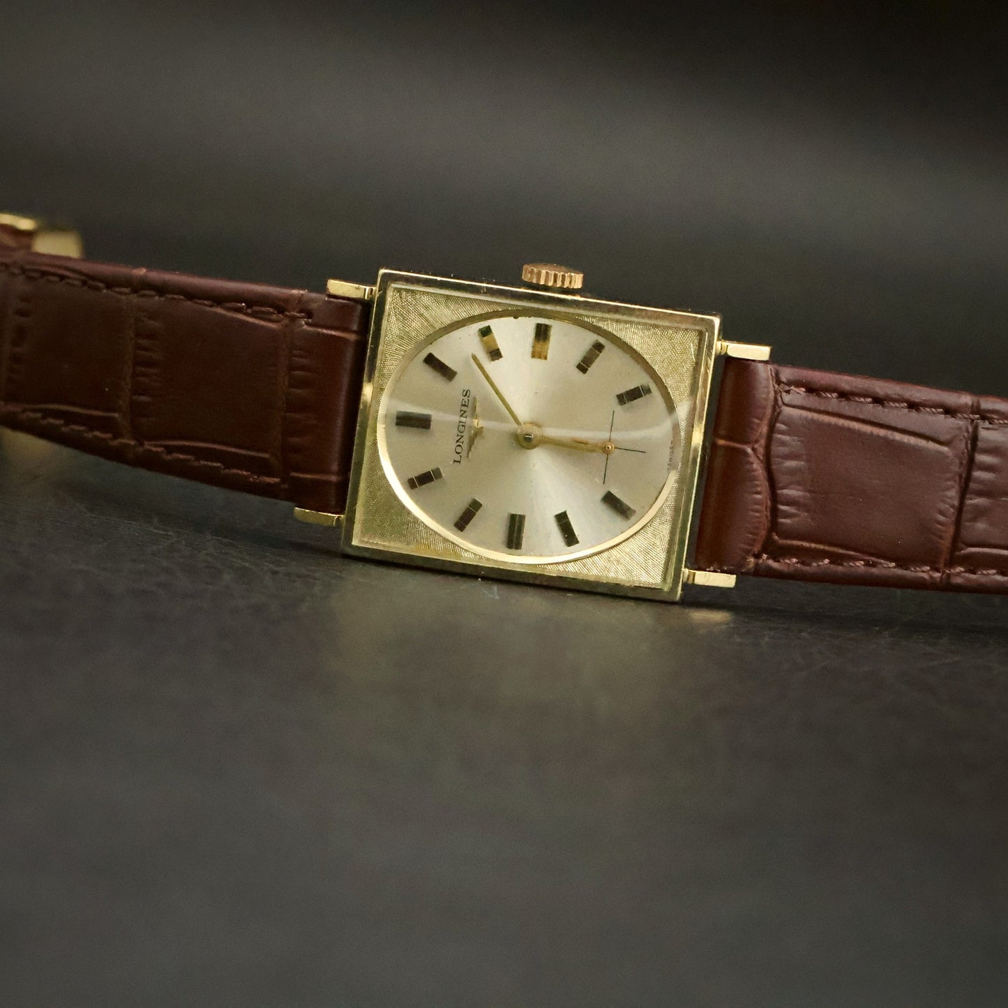 Longines | ChampagneOval Dial | 10K Gold Filled Square Case | Brown Leather, view 1