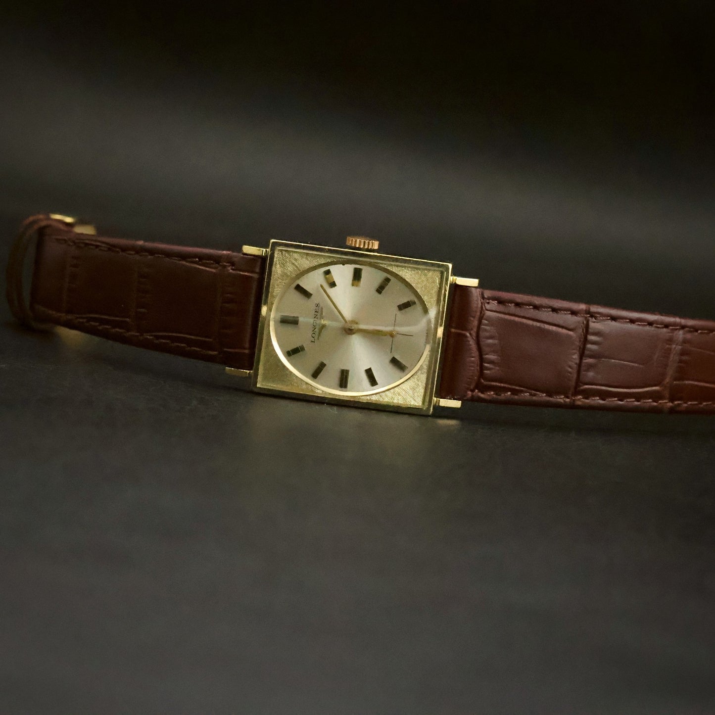 Longines | ChampagneOval Dial | 10K Gold Filled Square Case | Brown Leather, view 12