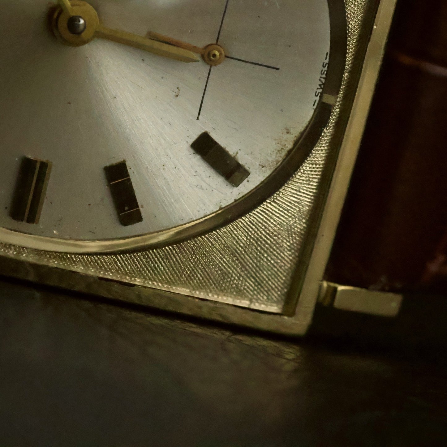 Longines | ChampagneOval Dial | 10K Gold Filled Square Case | Brown Leather, view 4