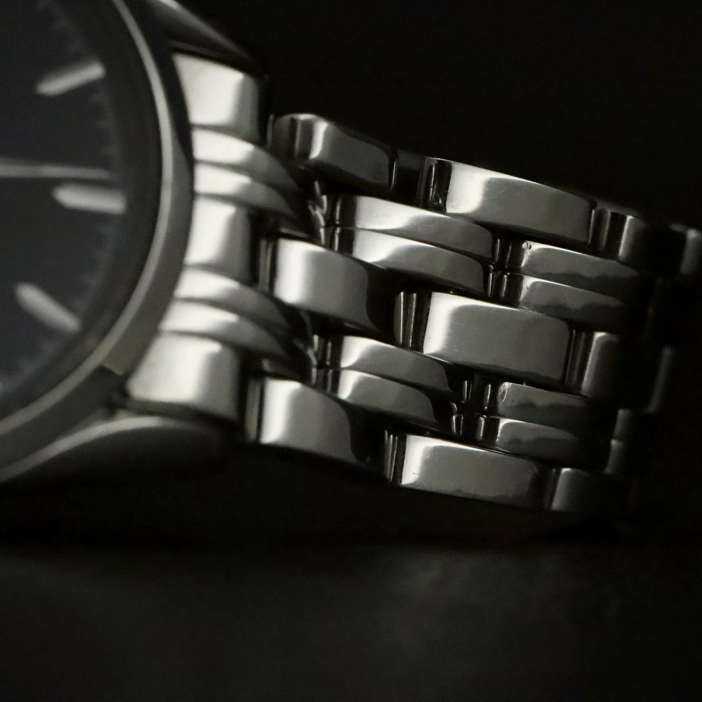 Universal Geneve Gold Boy | Ref 871.171 | Black Dial | Stainless Steel, view 9
