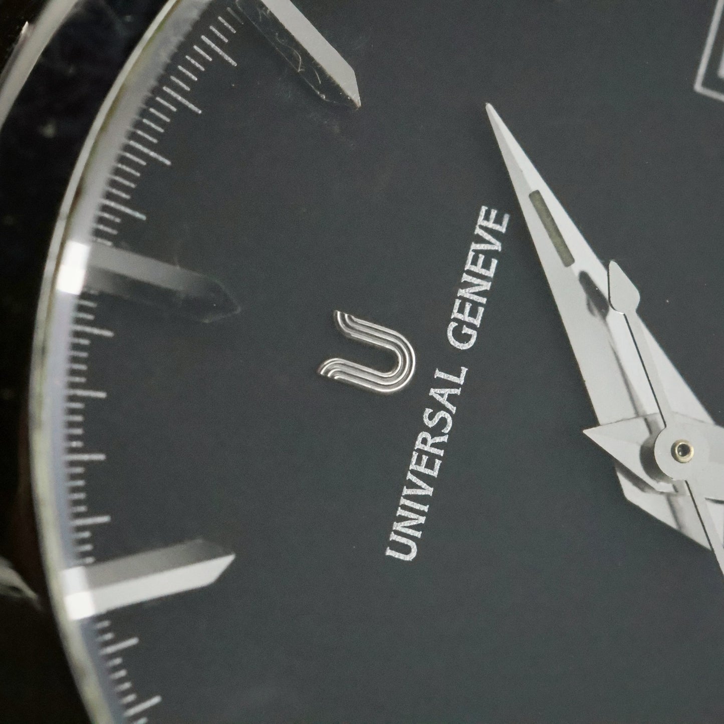 Universal Geneve Gold Boy | Ref 871.171 | Black Dial | Stainless Steel, view 11