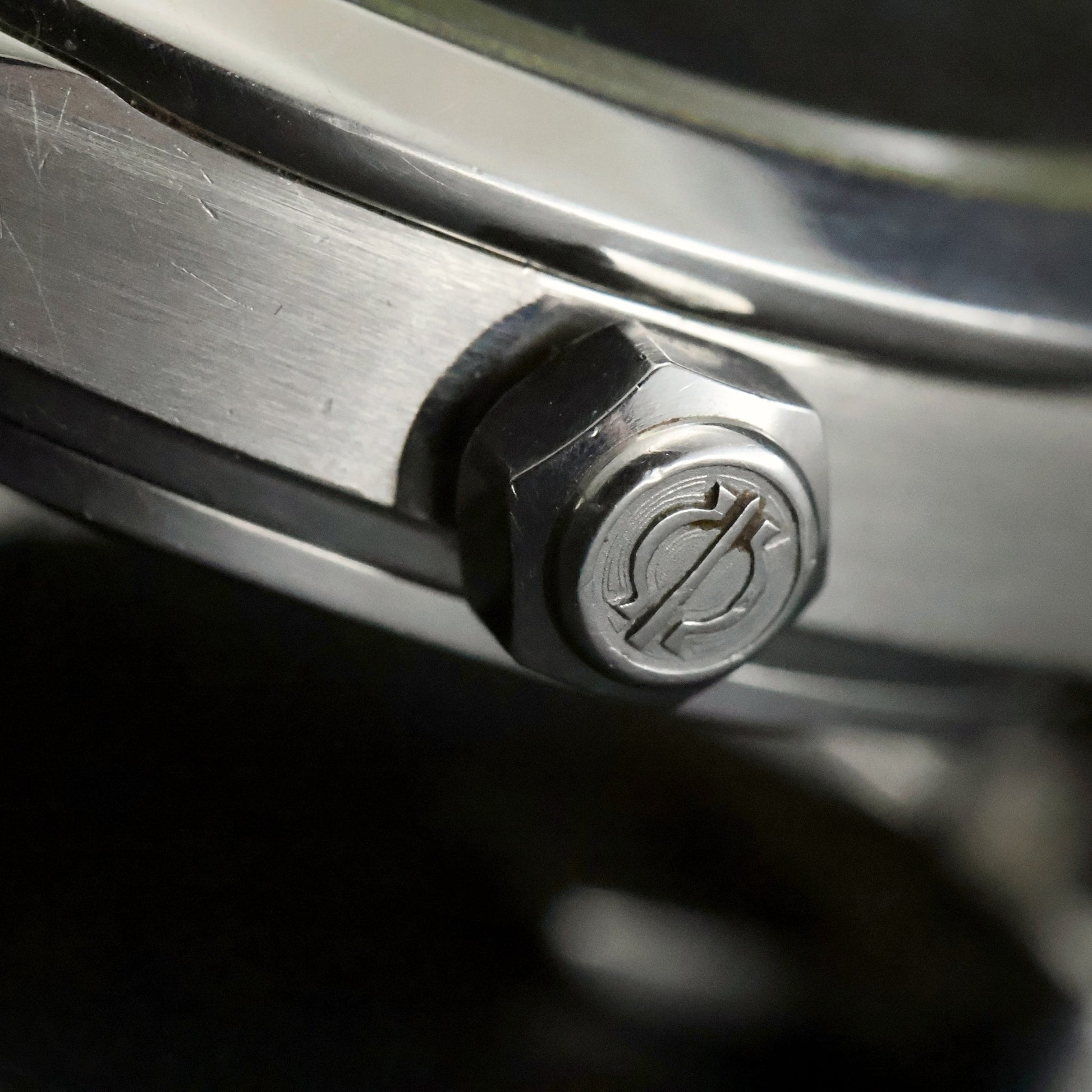 Universal Geneve Gold Boy | Ref 871.171 | Black Dial | Stainless Steel, view 20