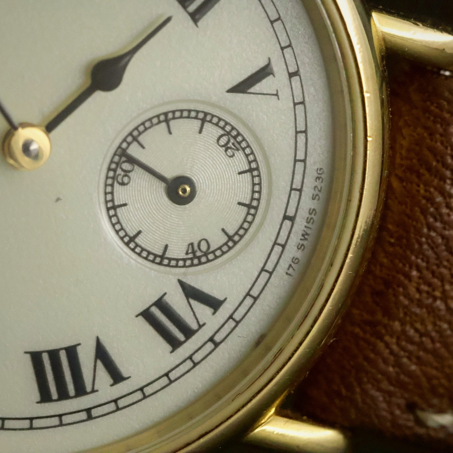 Longines Charleston | Roman Numeral Dial | Sub-Seconds | Gold Tone, view 6