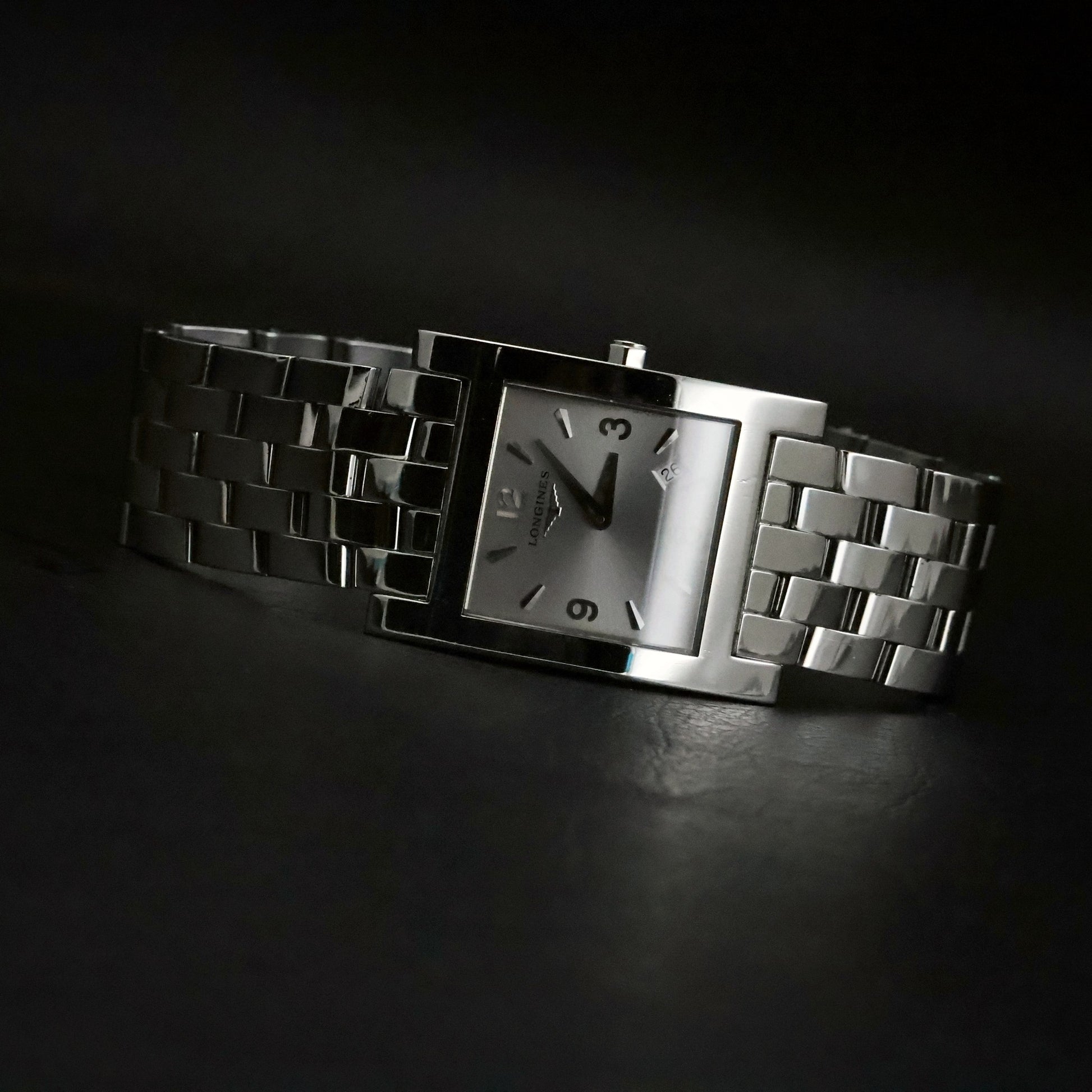 Longines | Silver Dial | Stainless Steel Square Case | Integrated Bracelet, view 17