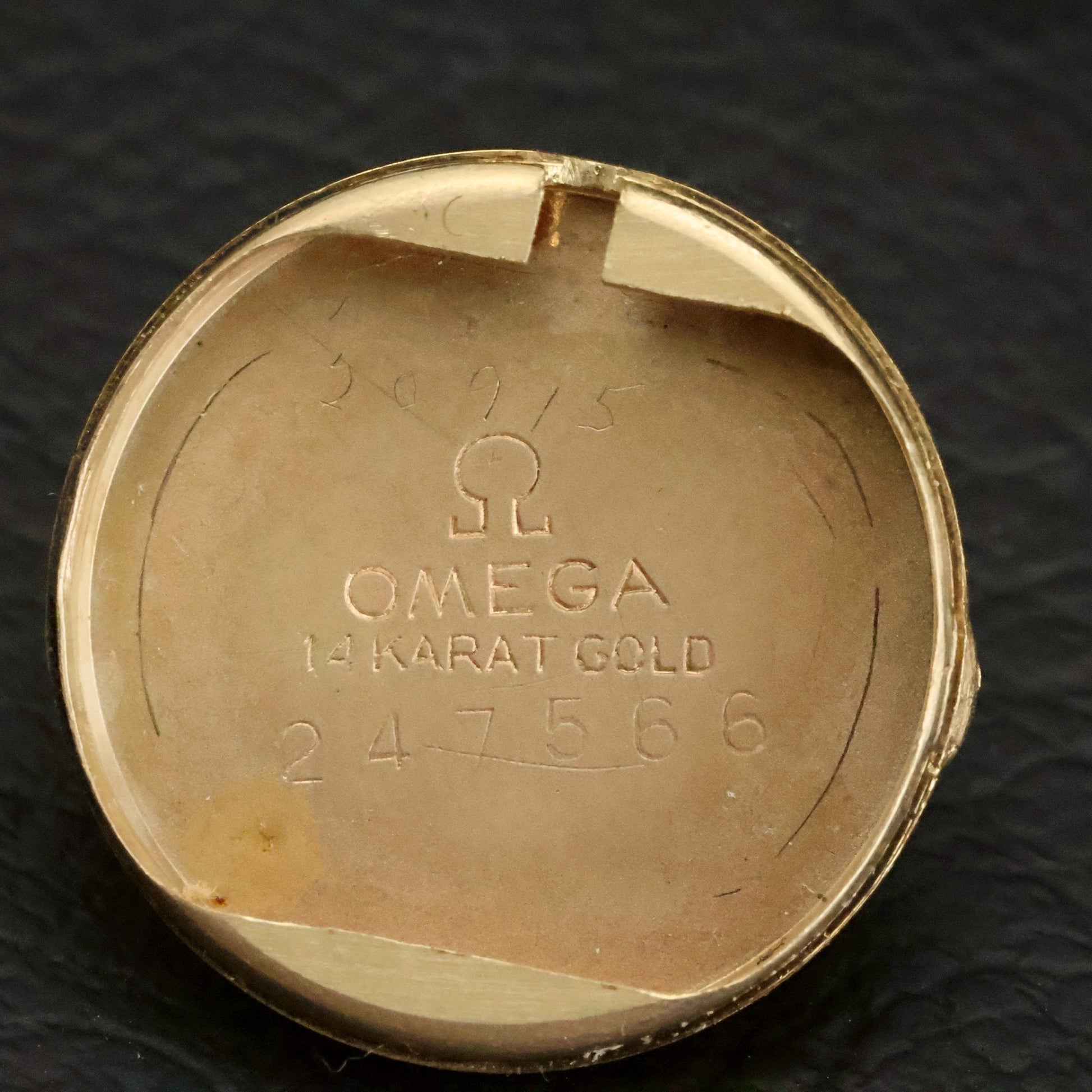 Omega Ladies Cocktail Watch | Solid 14K Gold Case | Roman Dial | Circa 1940, view 4