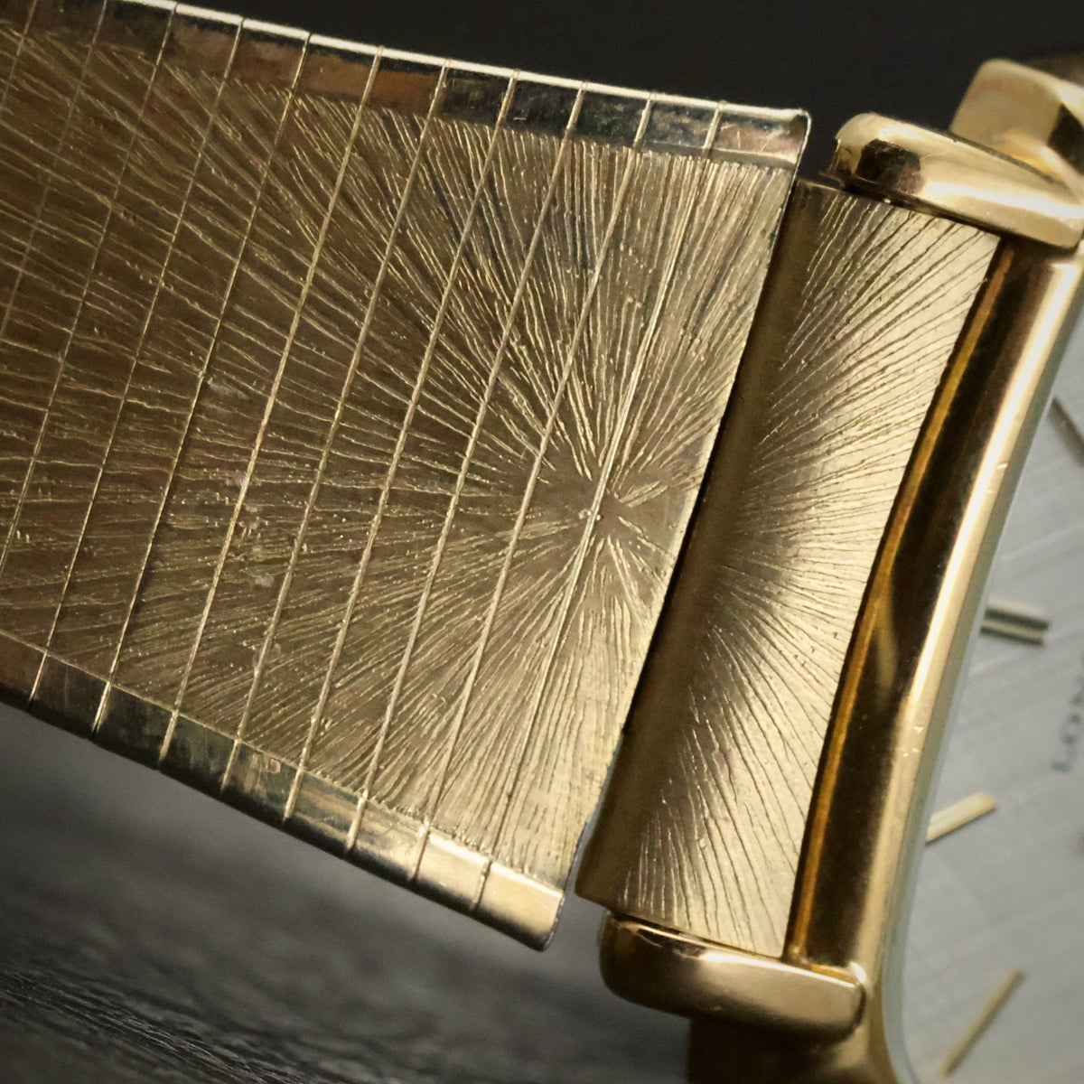 Longines Quartz | Silver Linen Dial | Gold-Tone Cushion | Named 1981 Service Award, view 7