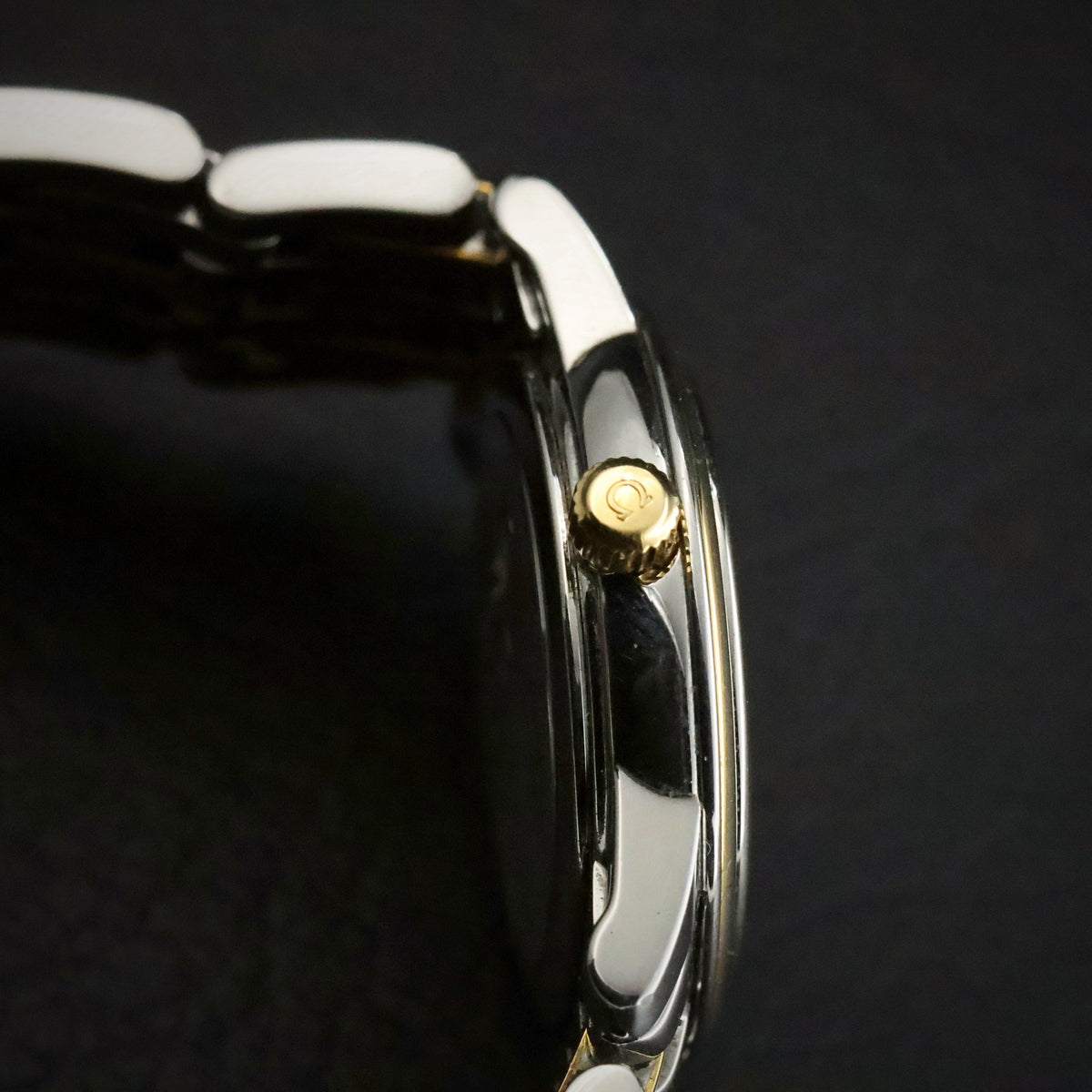 Omega De Ville | Ladies Quartz | Two-Tone Steel and Gold | Silver Baton Dial, view 11