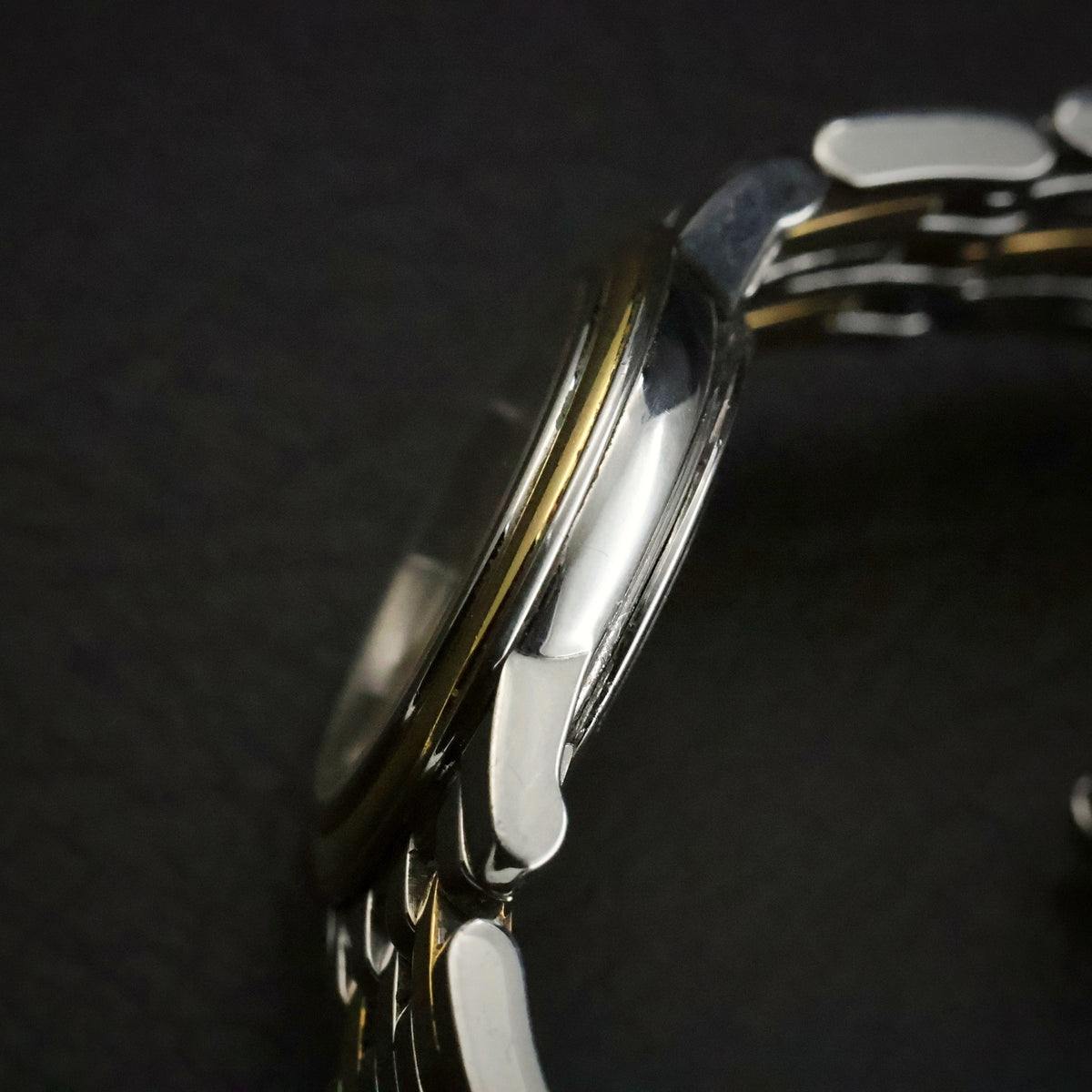 Omega De Ville | Ladies Quartz | Two-Tone Steel and Gold | Silver Baton Dial, view 12