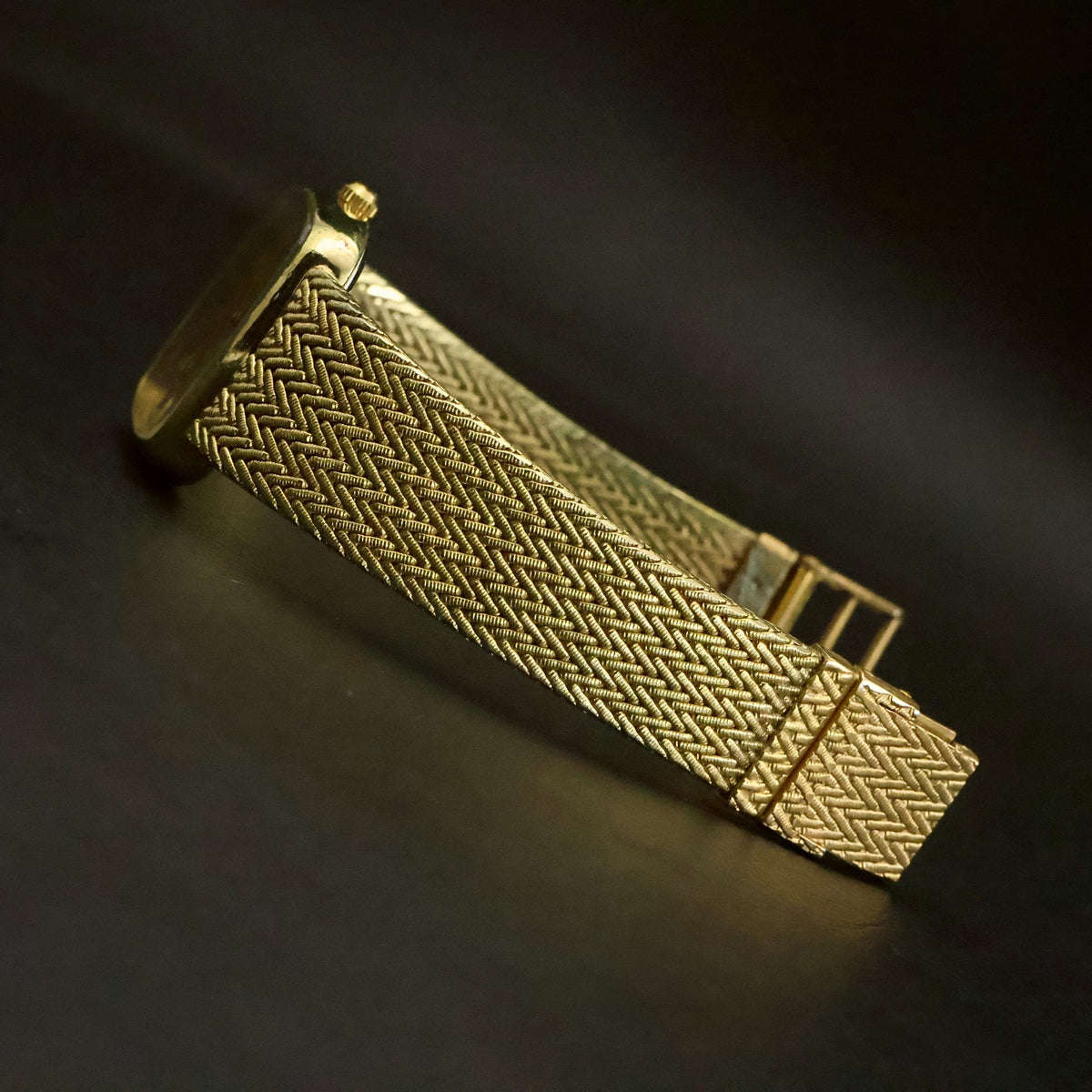 Accutron Swiss | Champagne Dial | Gold-Tone Cushion | Woven Mesh Bracelet, view 7