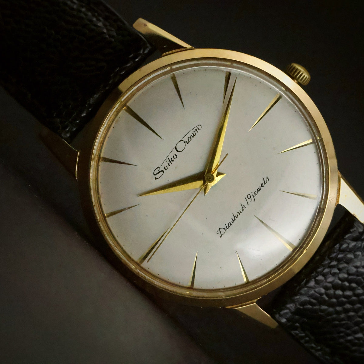 Seiko Crown | Silver Dial | Gold-Plated | Manual Wind | Diashock 19 Jewels, view 2