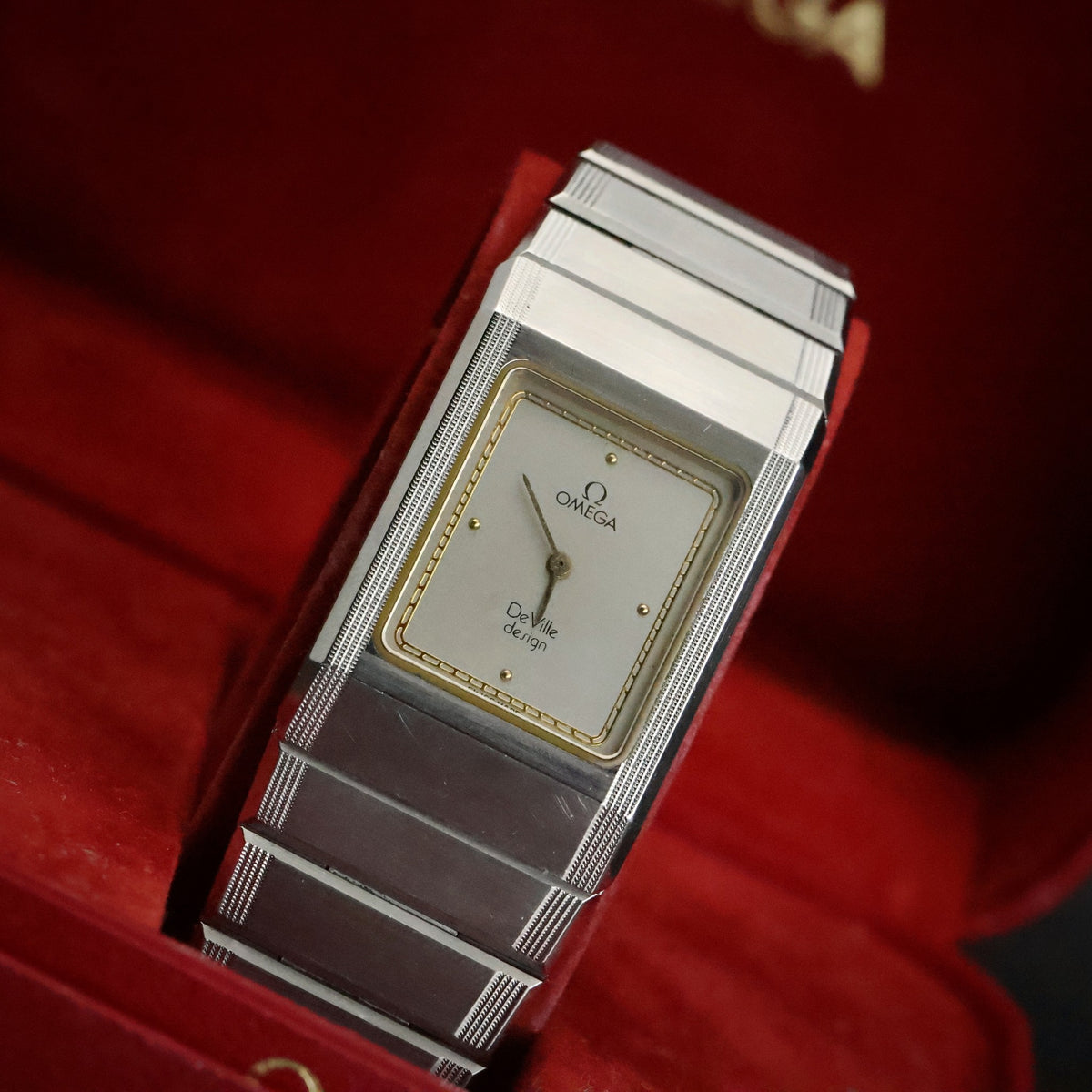 Omega De Ville Design | Steel Rectangular | Full Set | Matching 1984 Guarantee, view 7
