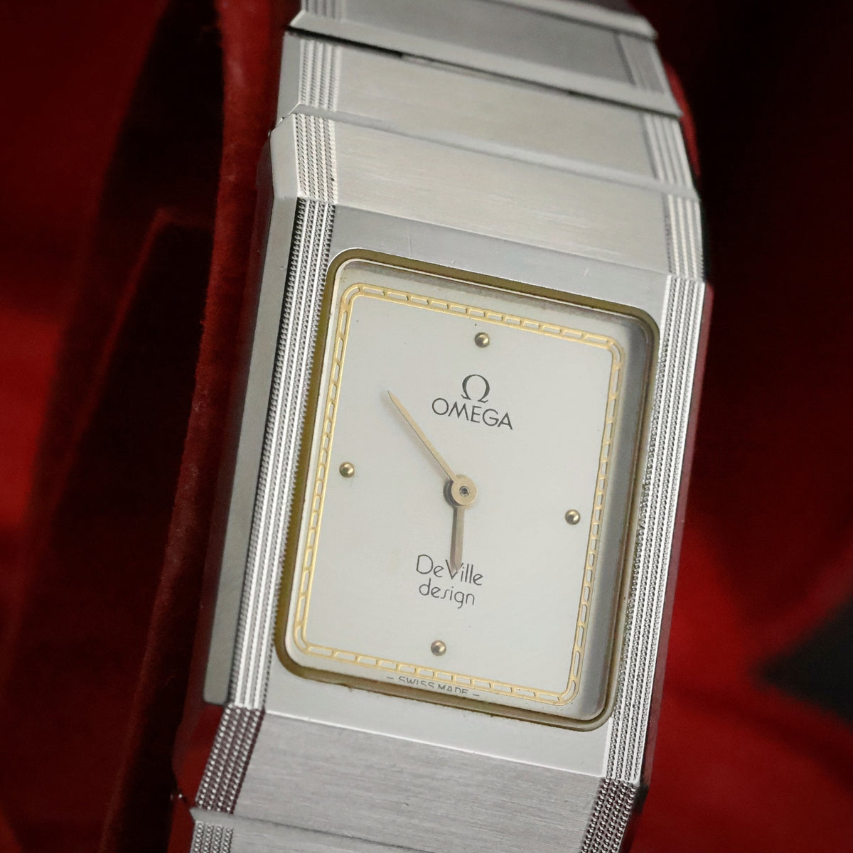 Omega De Ville Design | Steel Rectangular | Full Set | Matching 1984 Guarantee, view 8