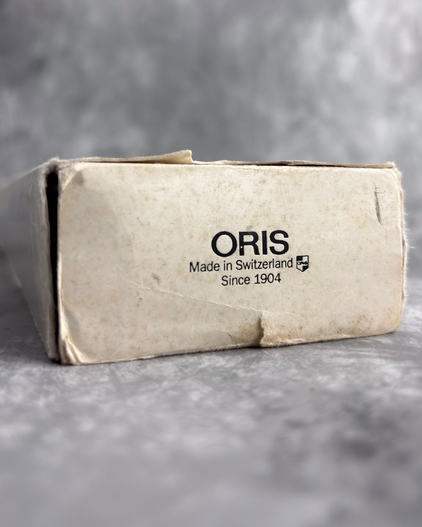 Oris Classic Tonneau Date Pointer