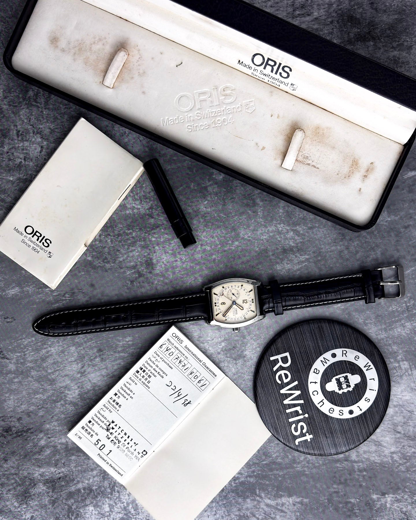 Oris Classic Tonneau Date Pointer