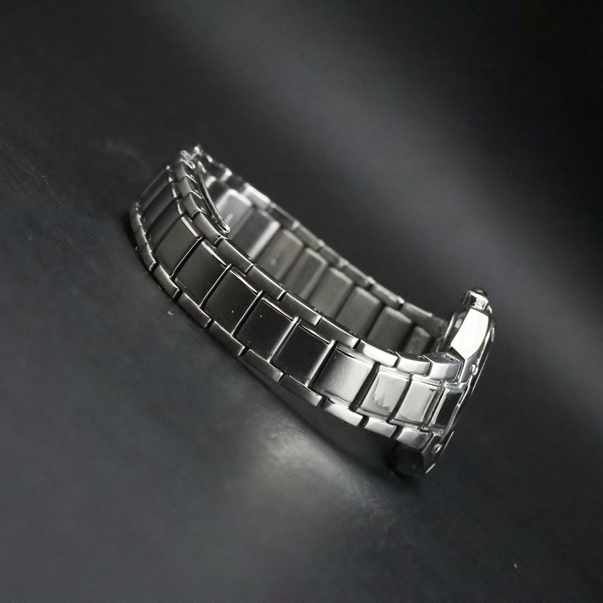 Seiko Coutura Ladies | Pink Mother-of-Pearl | Diamond Markers | Sapphire Crystal, view 11
